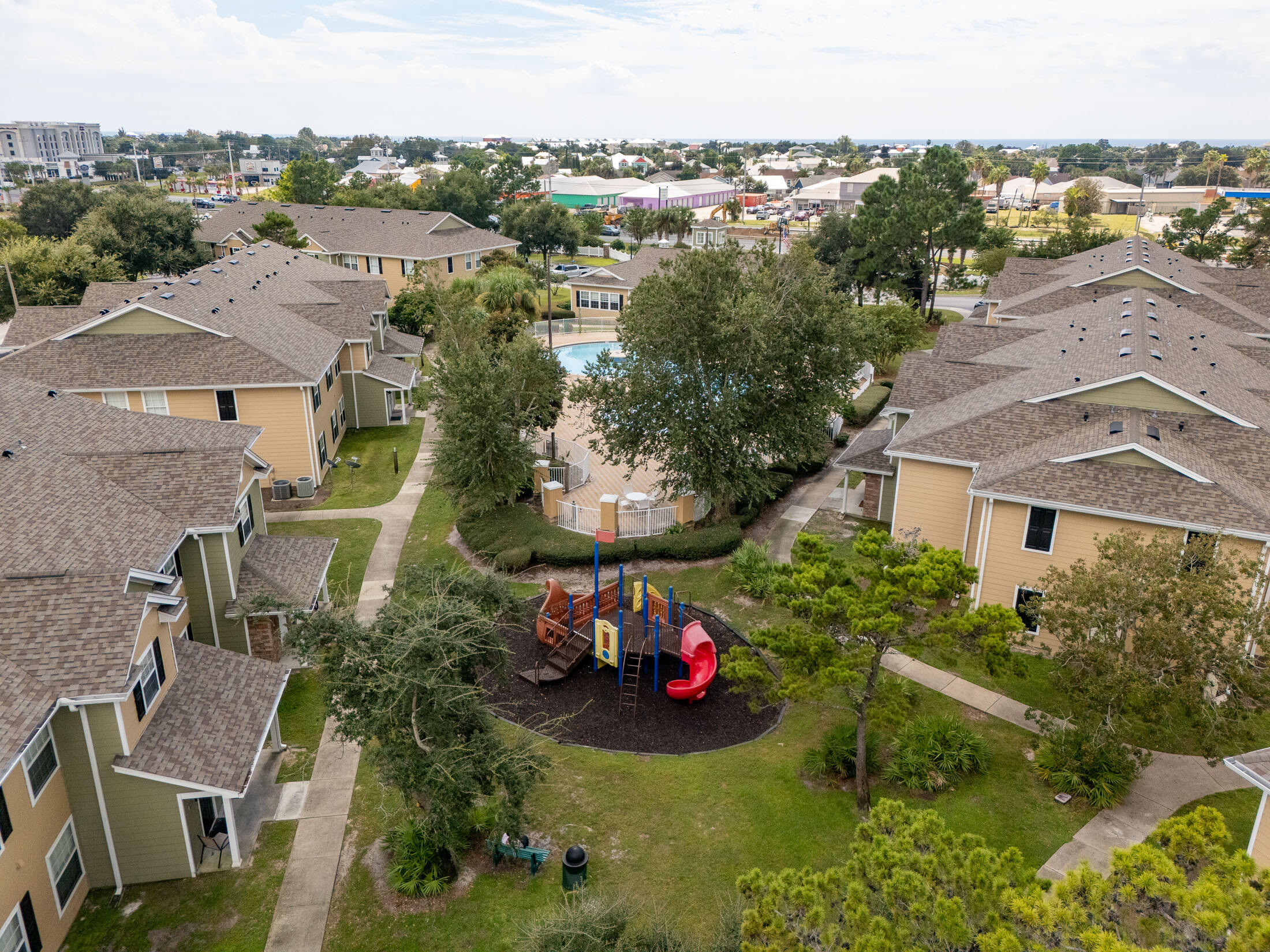 NAUTILUS CONDO - Residential