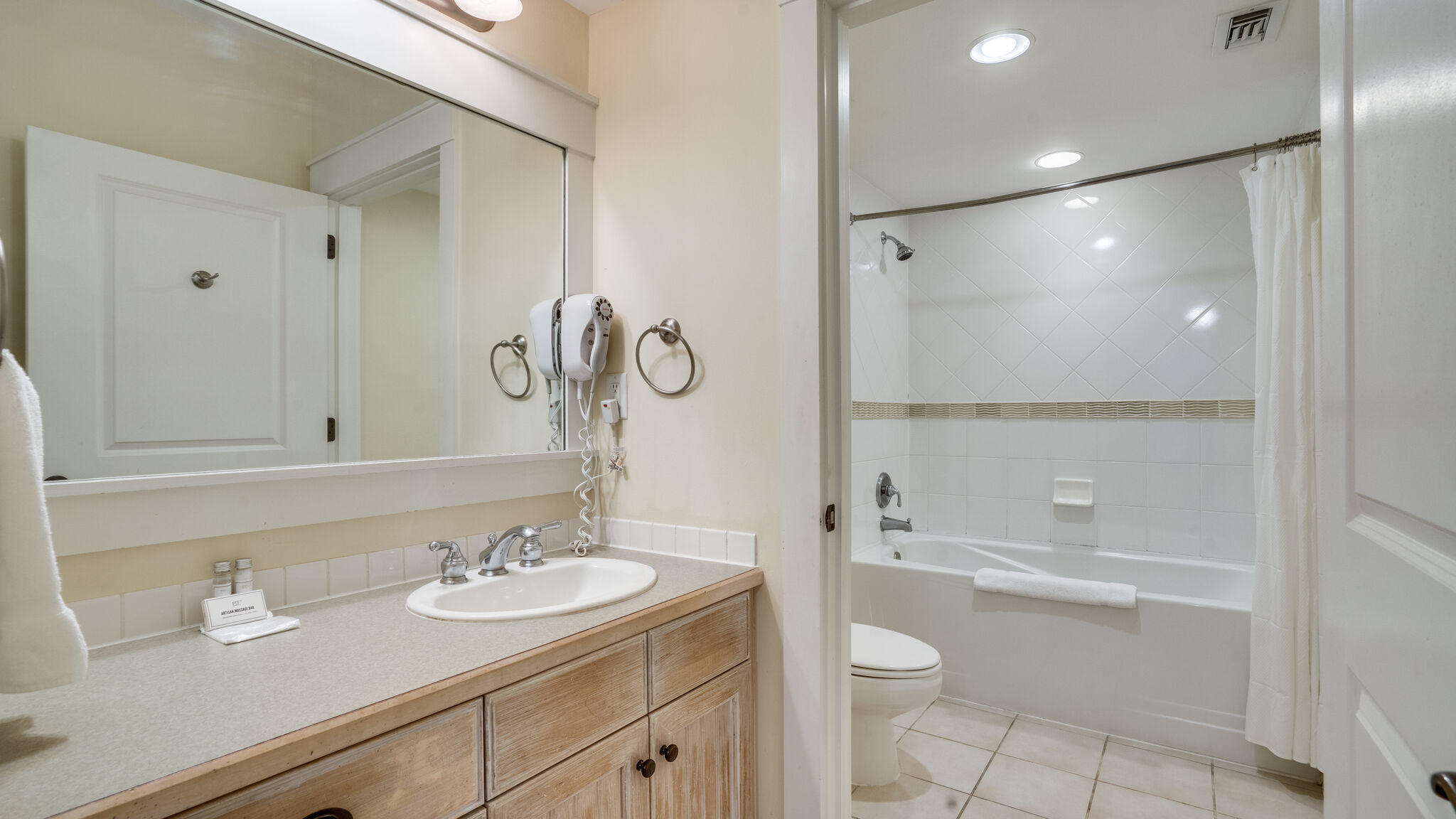 PILOT HOUSE - Residential