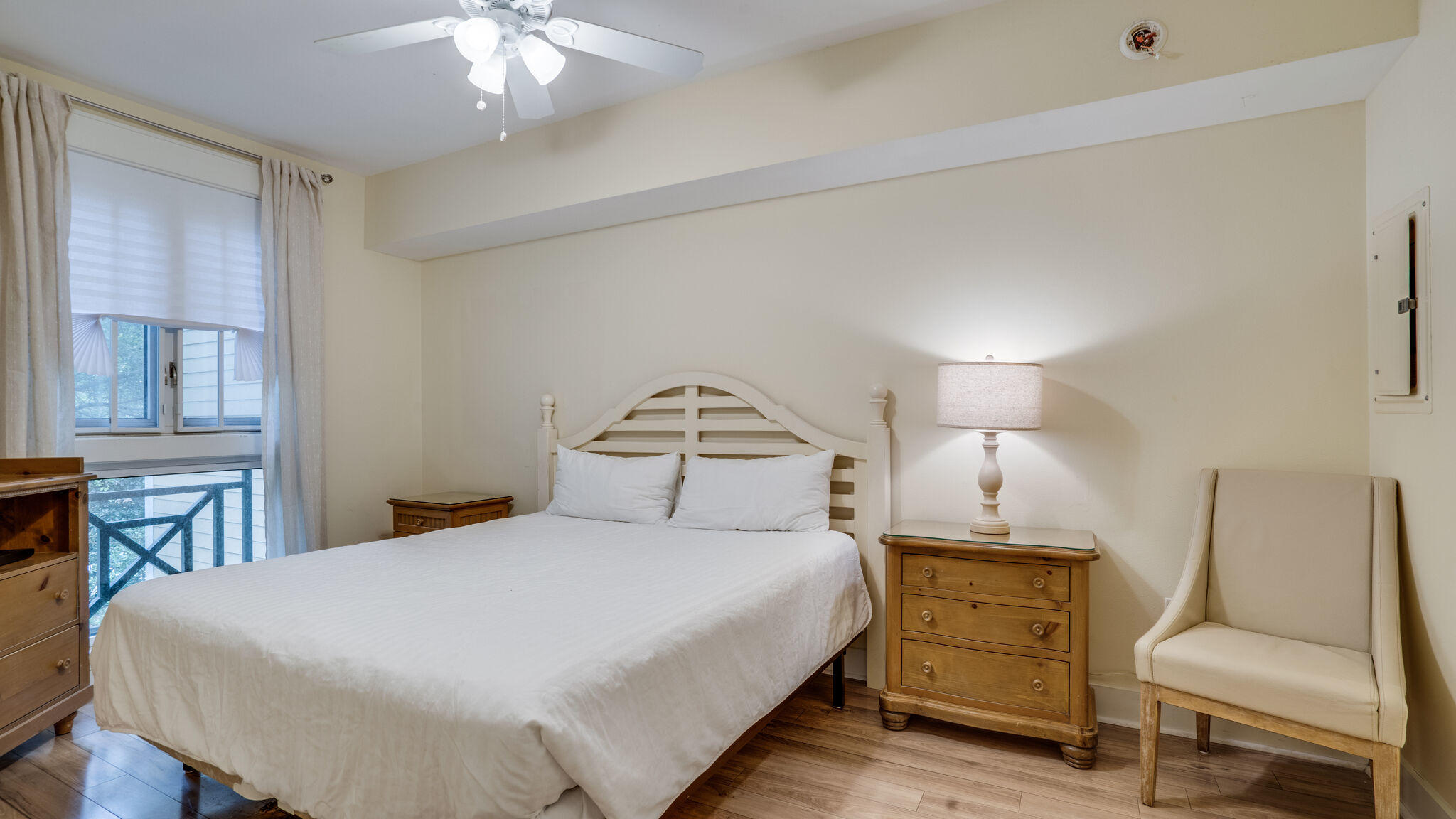 PILOT HOUSE - Residential