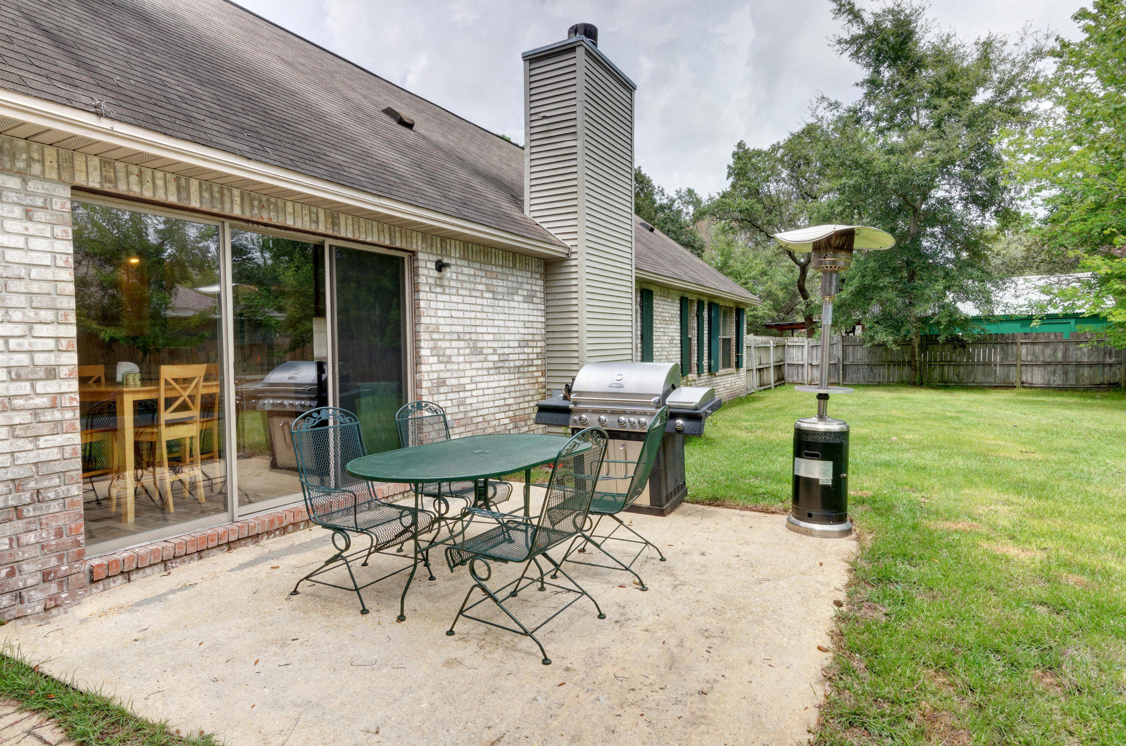 TOM KING ESTATES - Residential