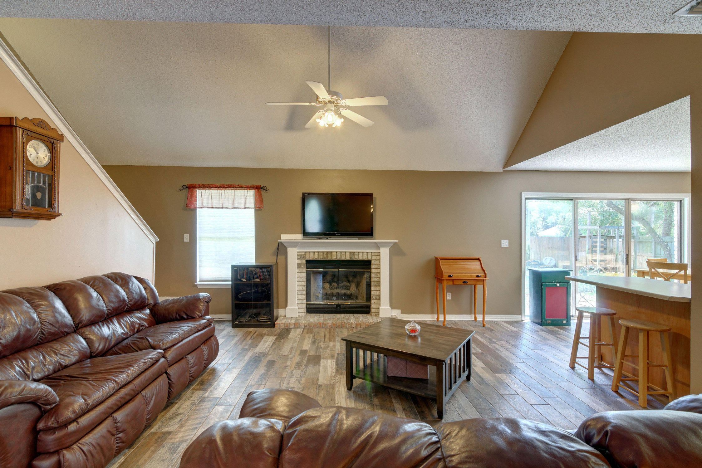 TOM KING ESTATES - Residential