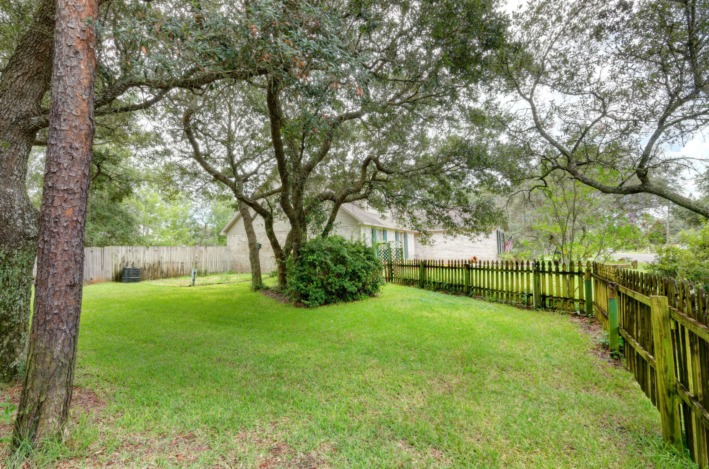 TOM KING ESTATES - Residential