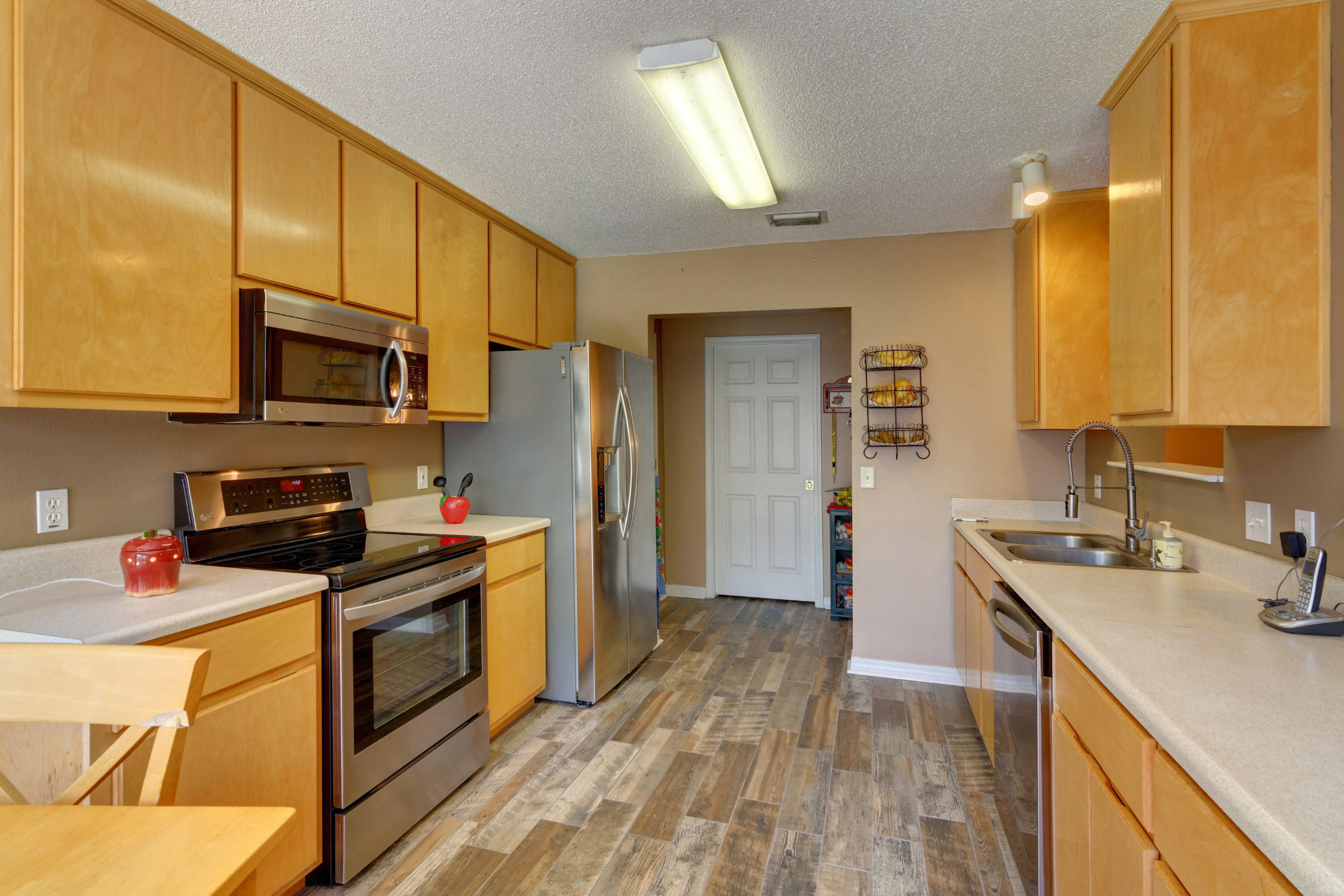 TOM KING ESTATES - Residential