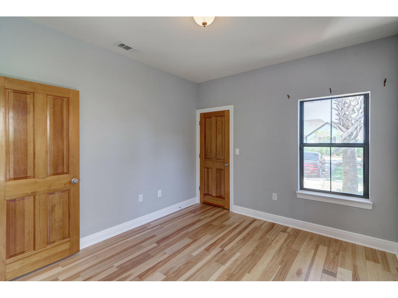 HOLIDAY SHORES ESTATES 2ND ADDN - Residential