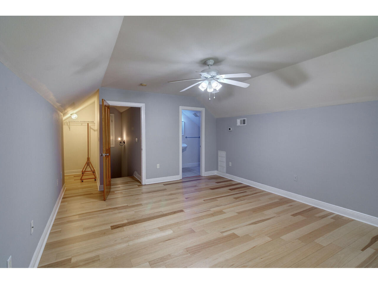 HOLIDAY SHORES ESTATES 2ND ADDN - Residential