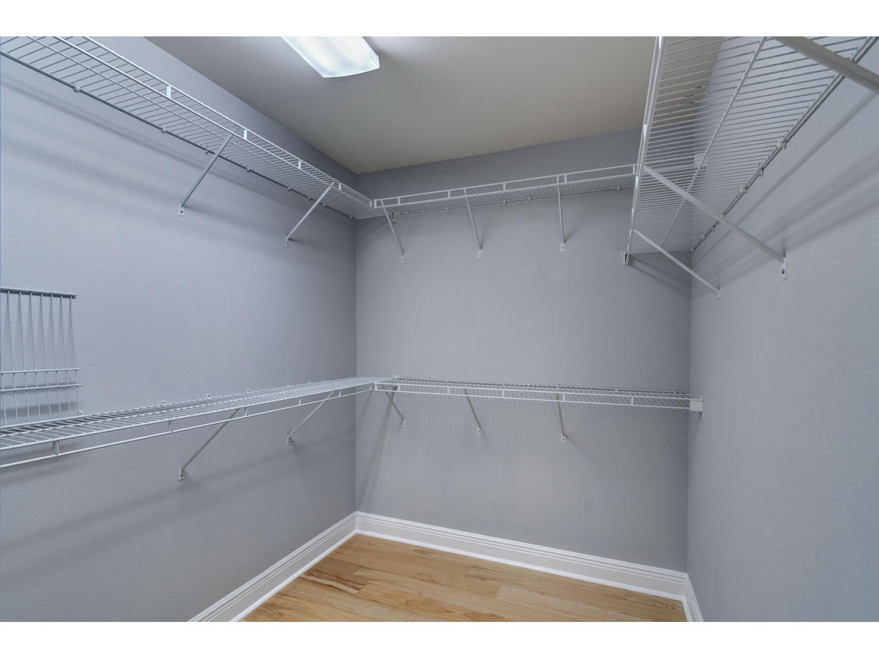 HOLIDAY SHORES ESTATES 2ND ADDN - Residential