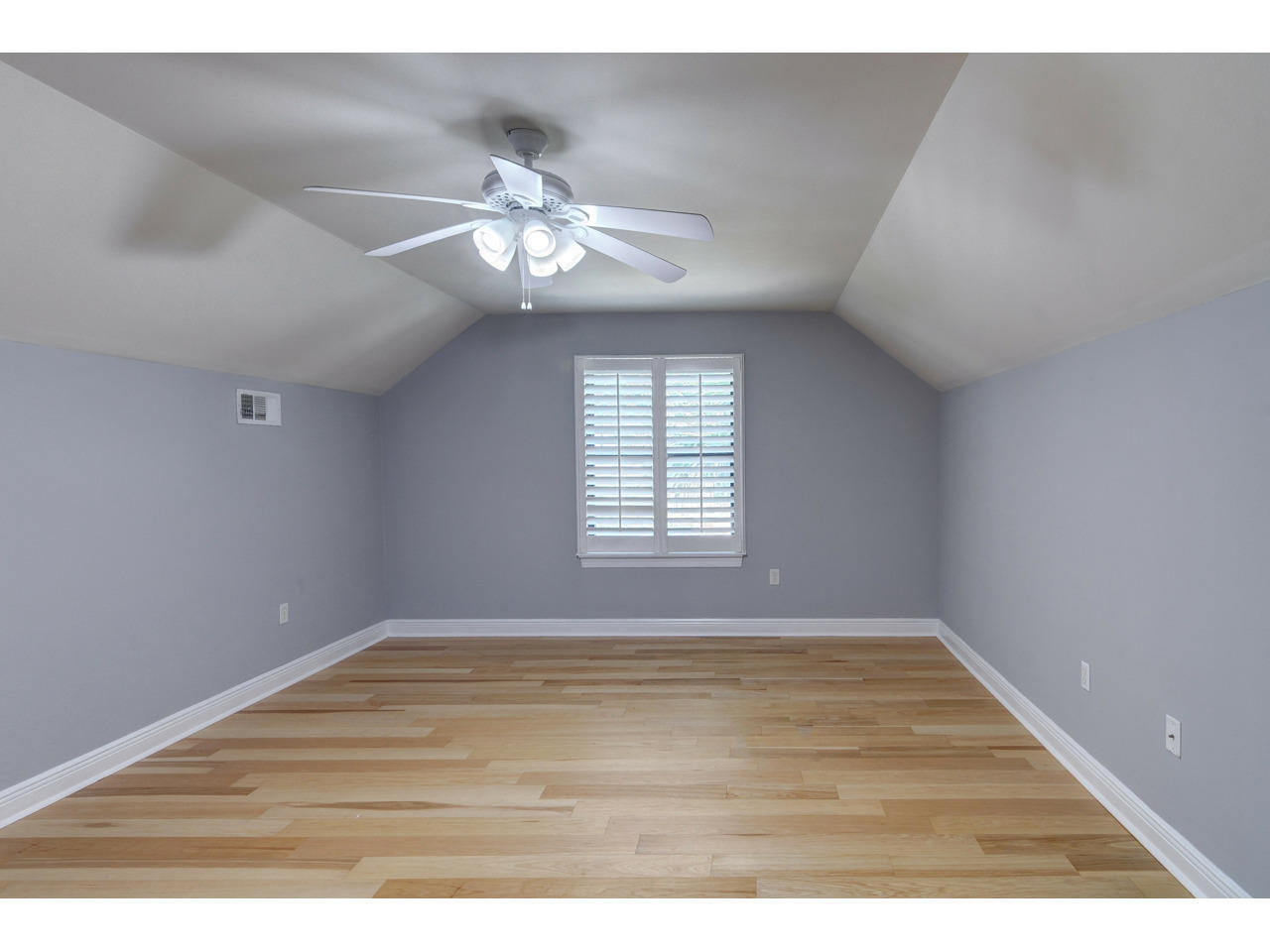 HOLIDAY SHORES ESTATES 2ND ADDN - Residential