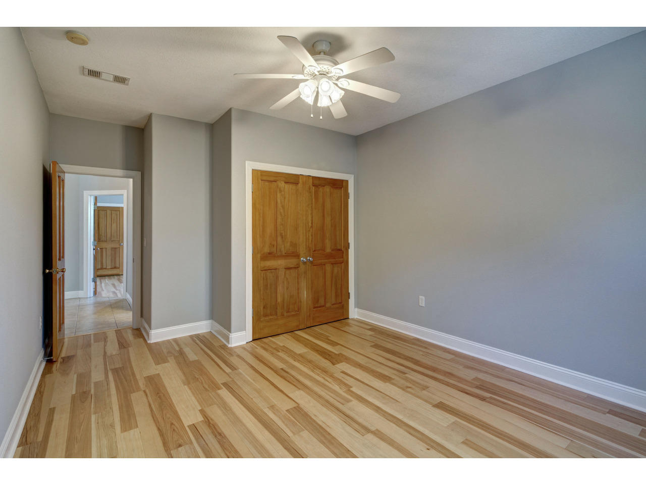 HOLIDAY SHORES ESTATES 2ND ADDN - Residential