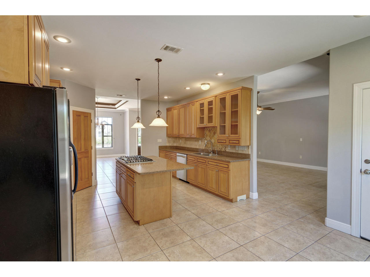 HOLIDAY SHORES ESTATES 2ND ADDN - Residential