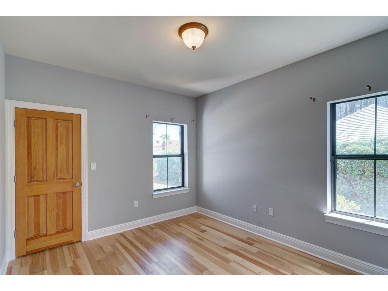 HOLIDAY SHORES ESTATES 2ND ADDN - Residential