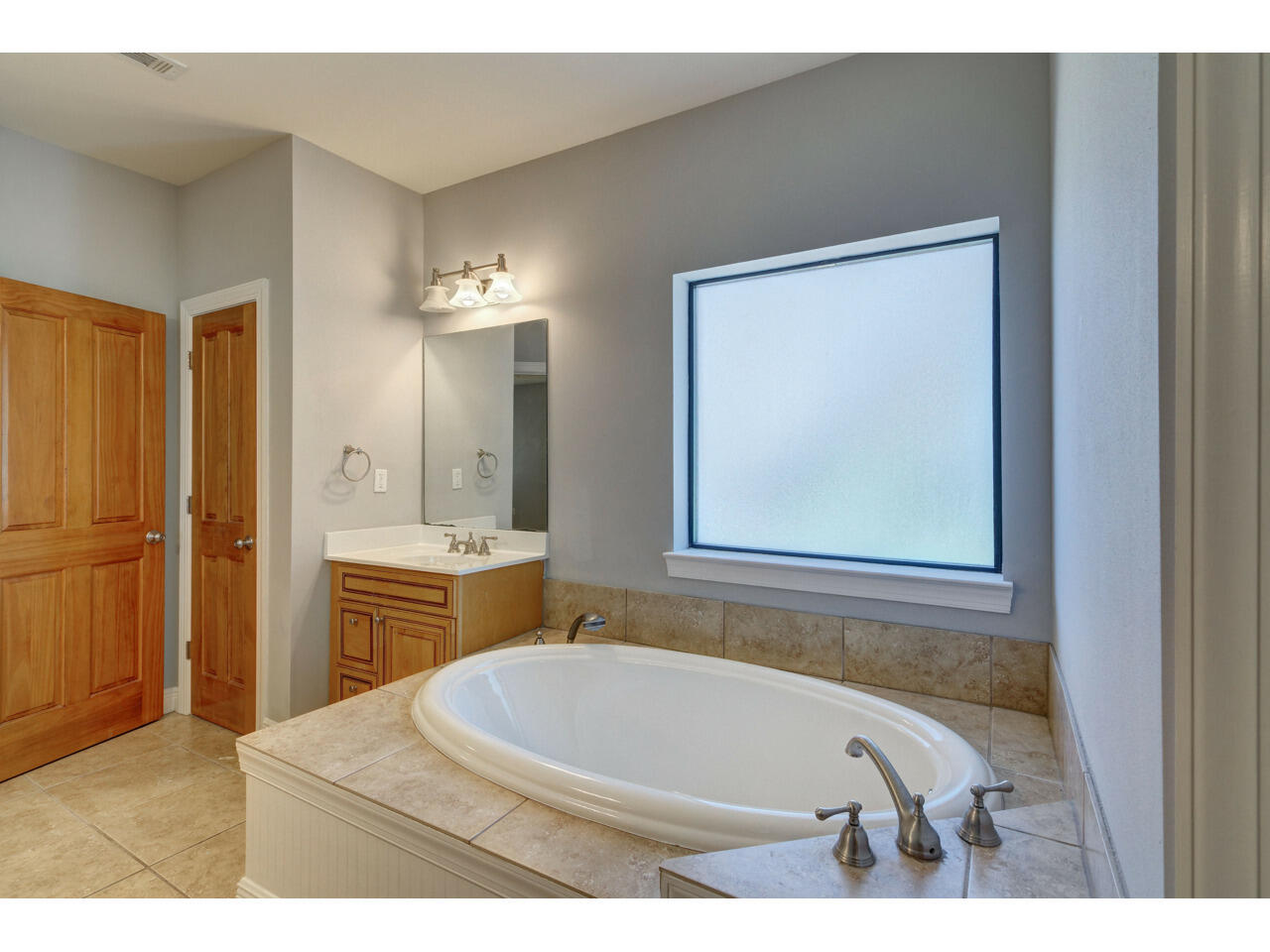 HOLIDAY SHORES ESTATES 2ND ADDN - Residential