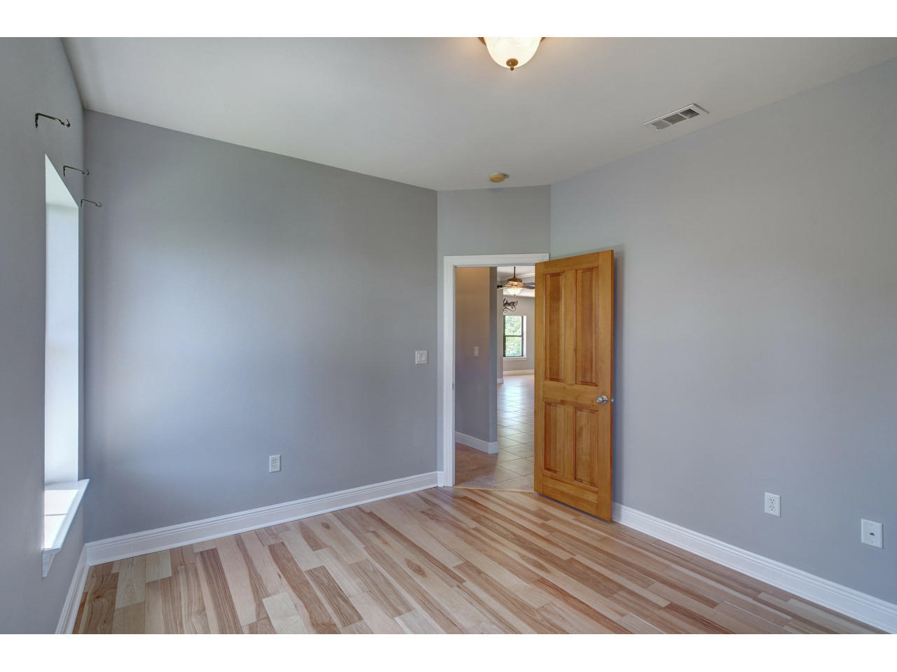 HOLIDAY SHORES ESTATES 2ND ADDN - Residential