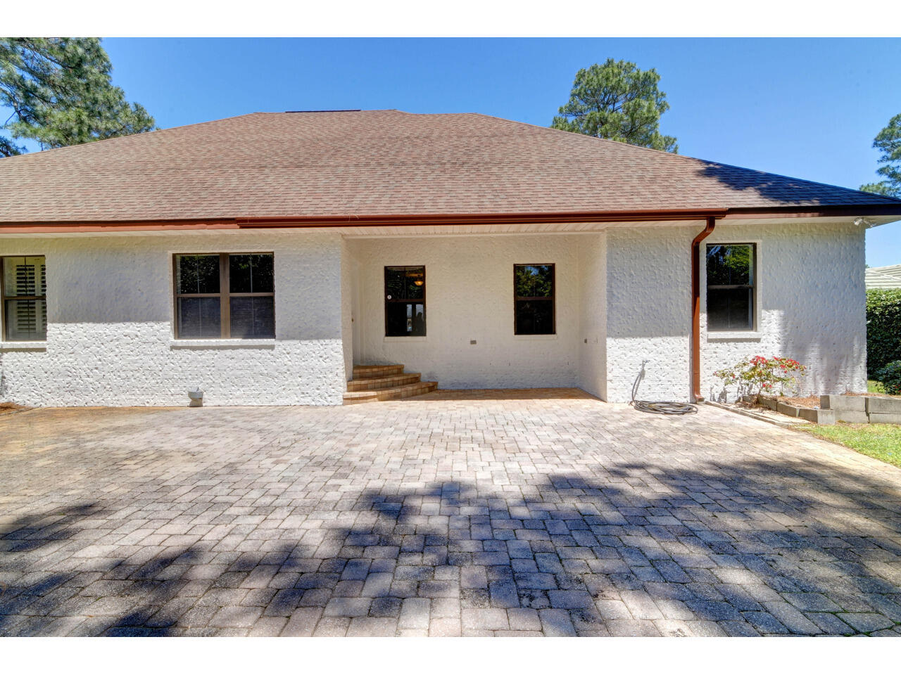 HOLIDAY SHORES ESTATES 2ND ADDN - Residential