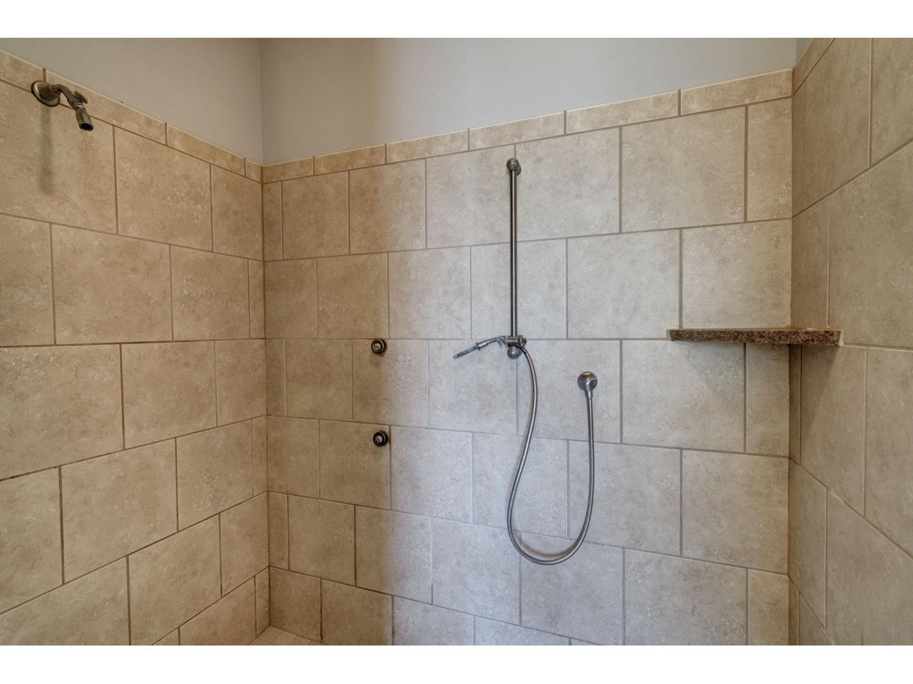 HOLIDAY SHORES ESTATES 2ND ADDN - Residential