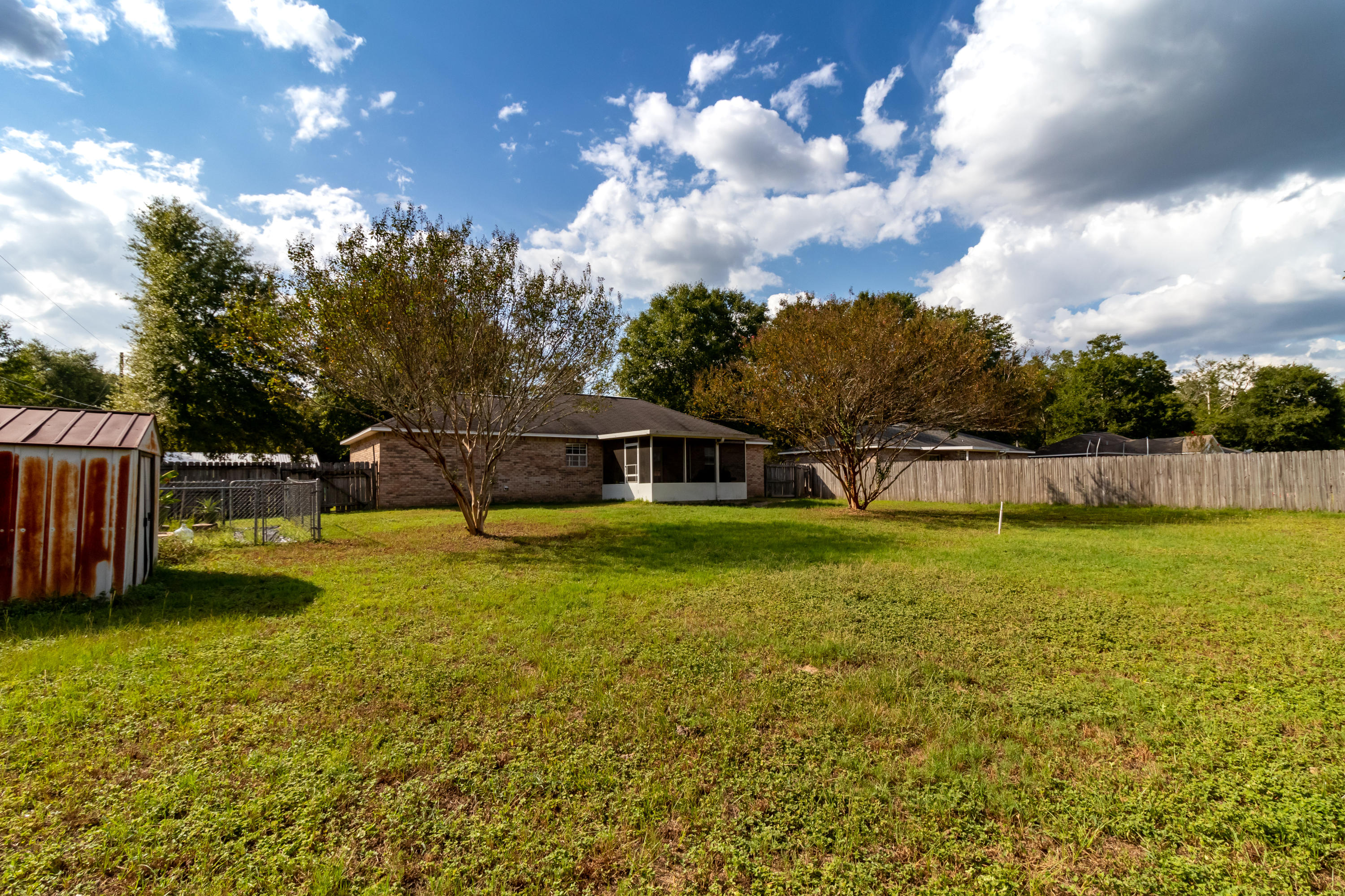 AUBURN ACRES - Residential