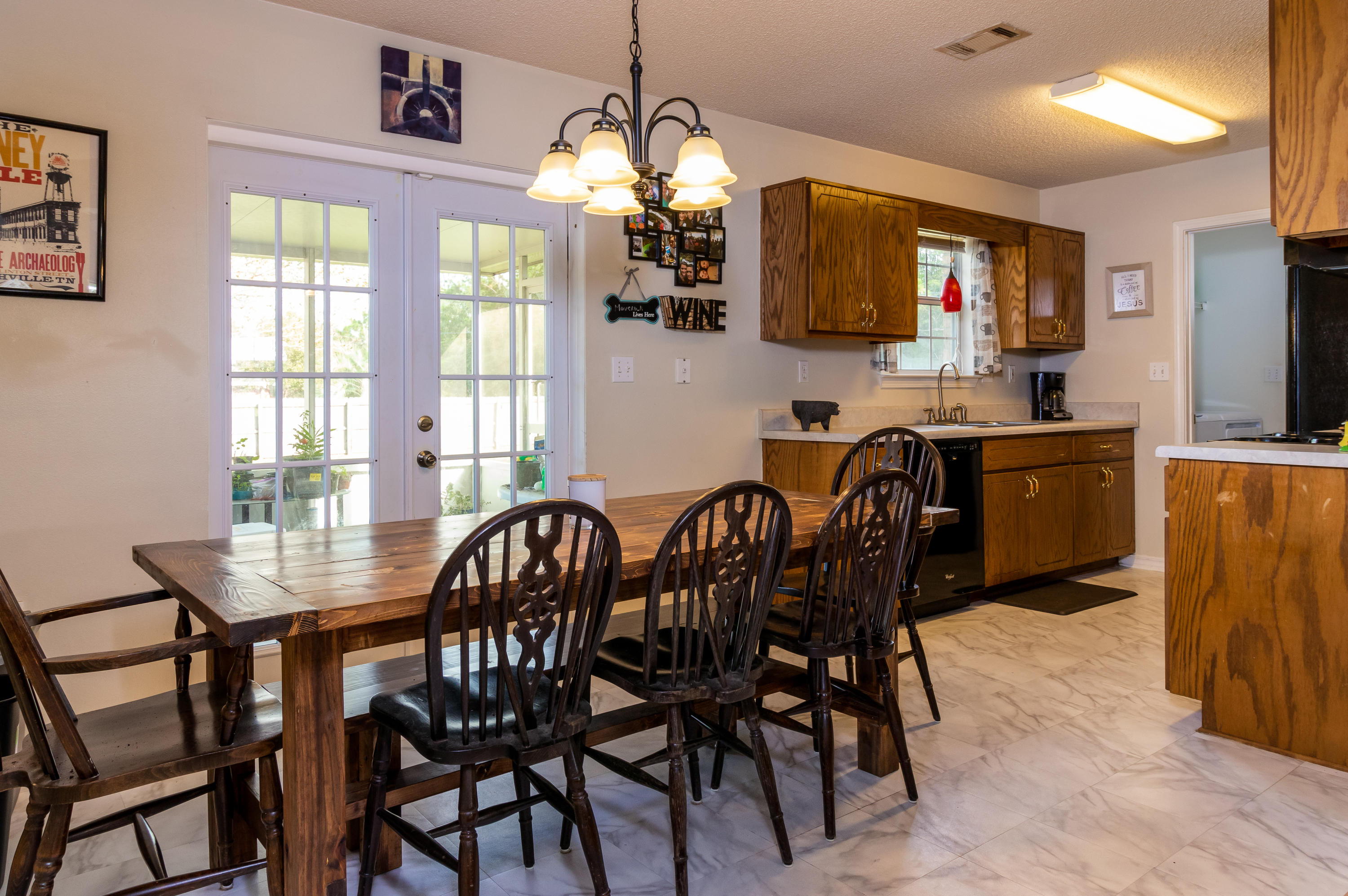 AUBURN ACRES - Residential