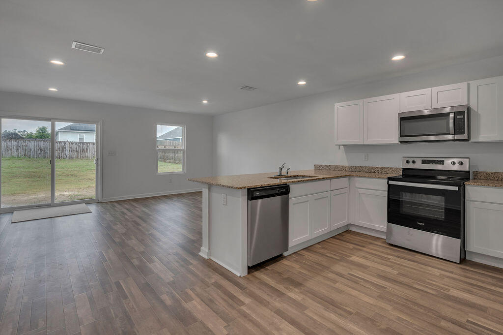 CROSS CREEK - Residential