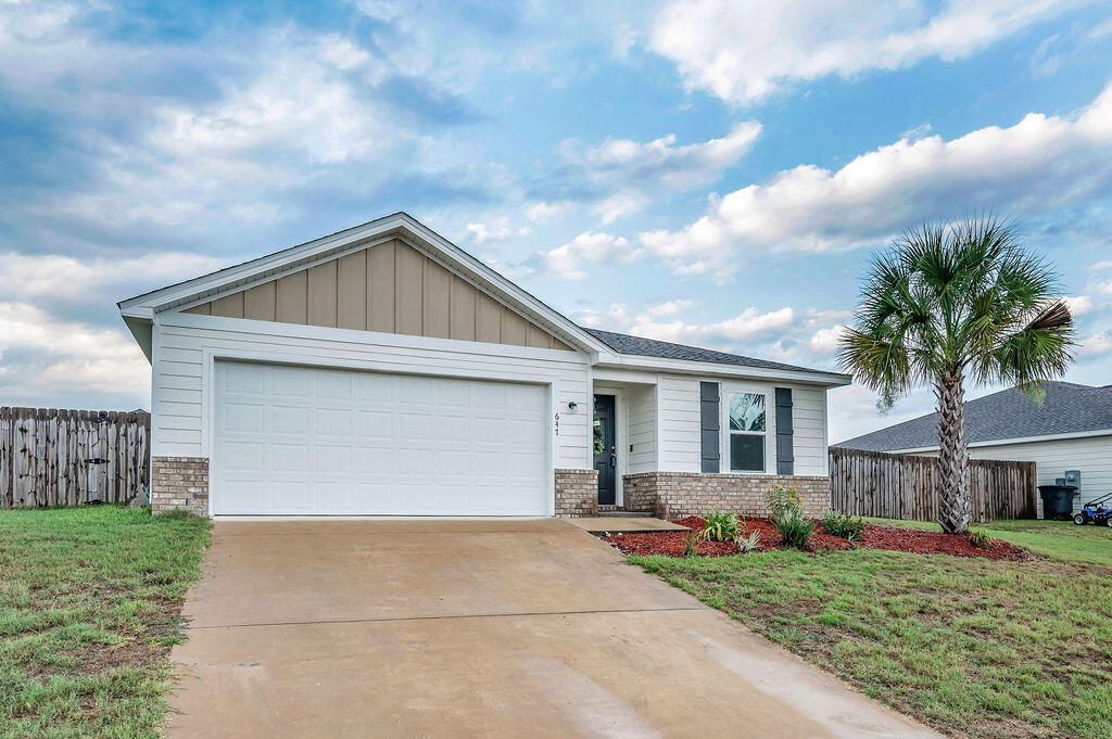 CROSS CREEK - Residential