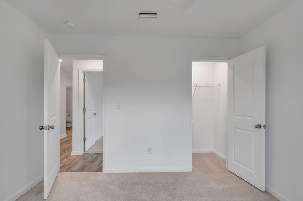 CROSS CREEK - Residential