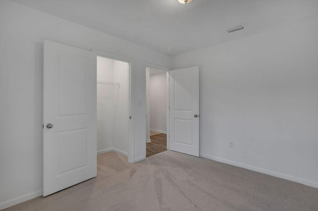 CROSS CREEK - Residential