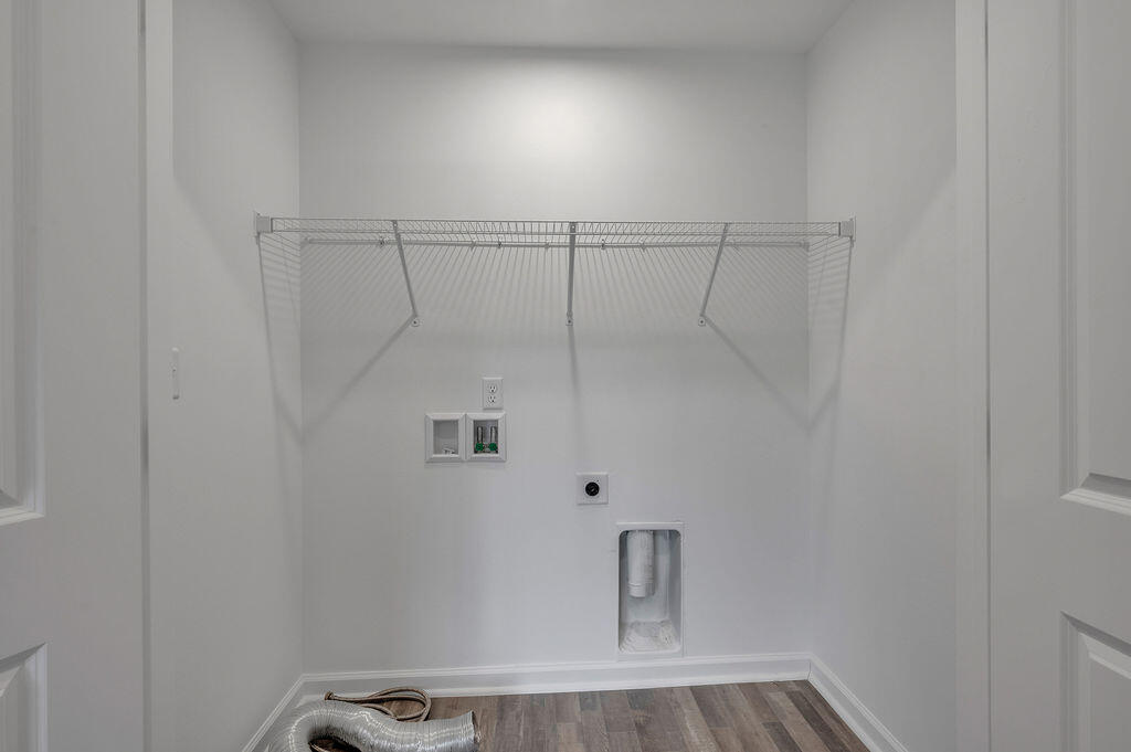 CROSS CREEK - Residential