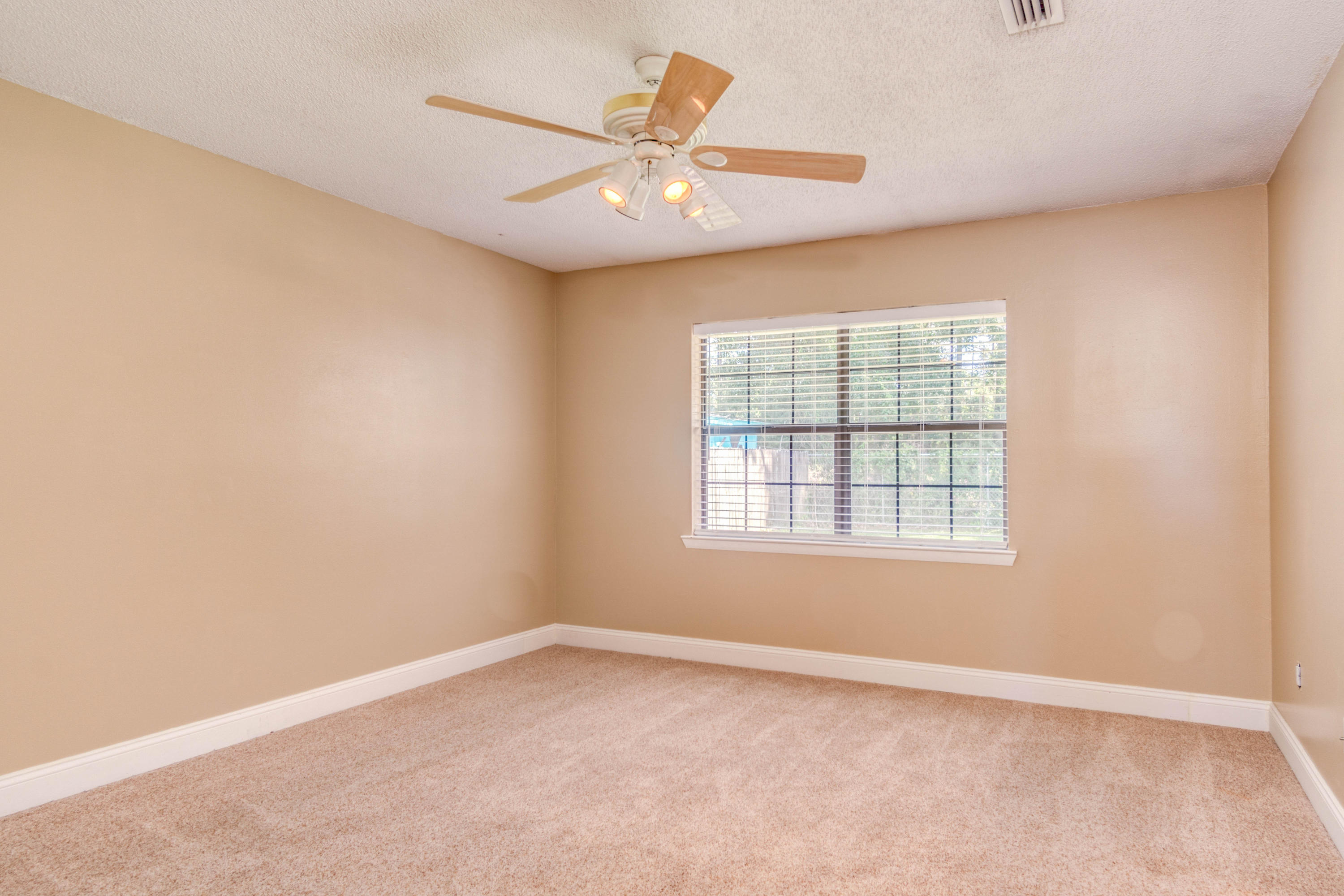 PINE MEADOWS 2ND ADDN - Residential