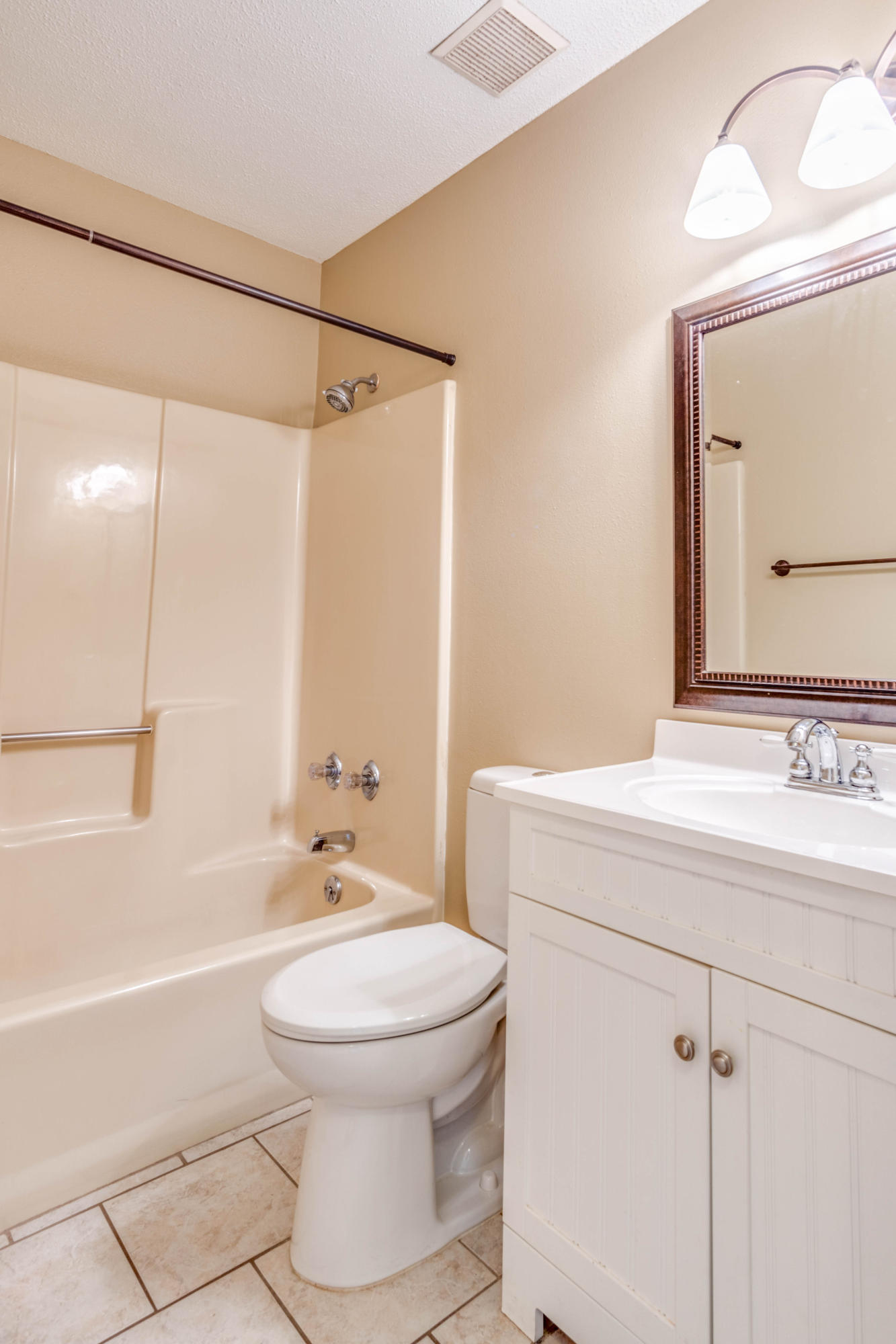 PINE MEADOWS 2ND ADDN - Residential