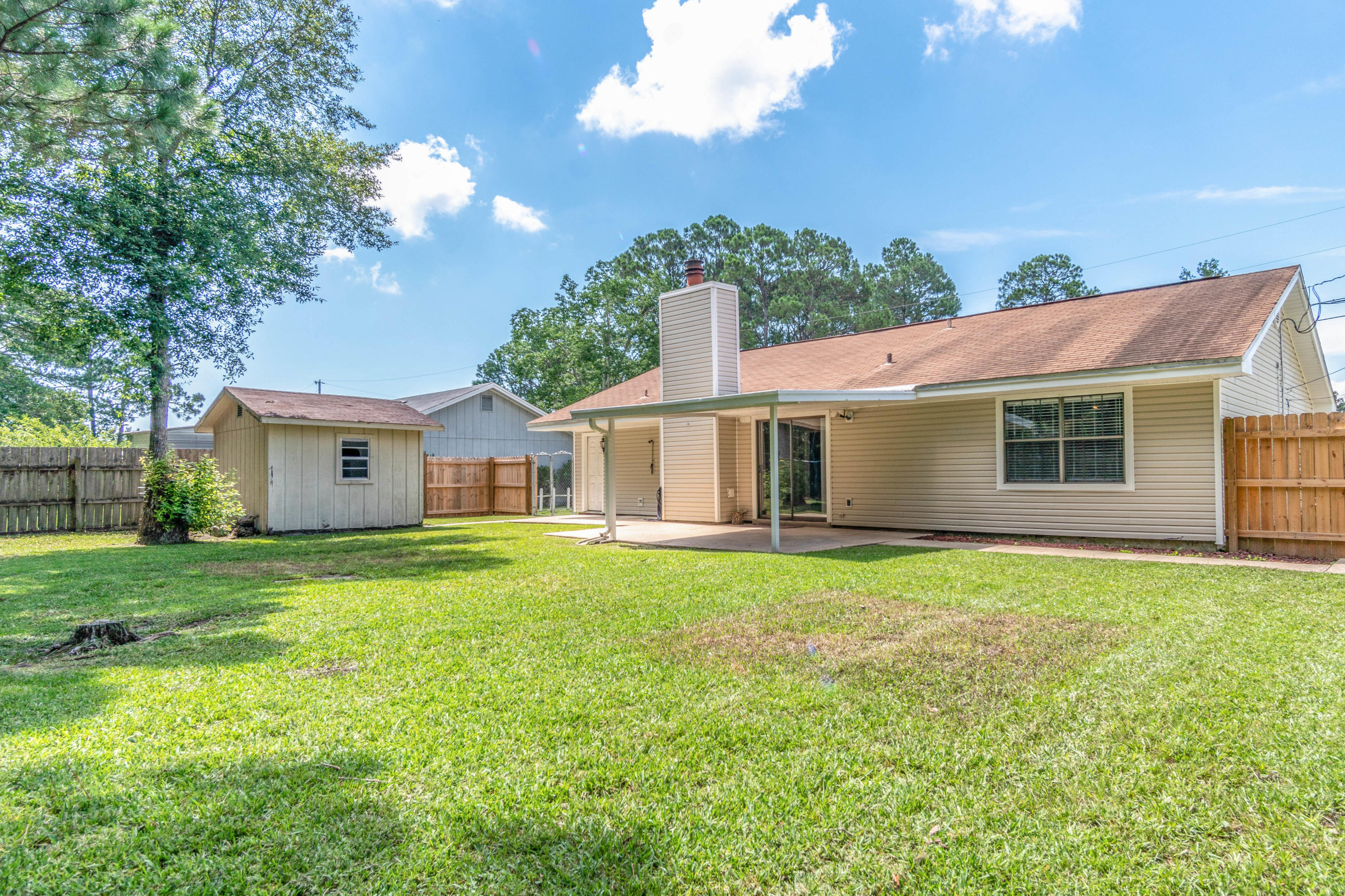 PINE MEADOWS 2ND ADDN - Residential