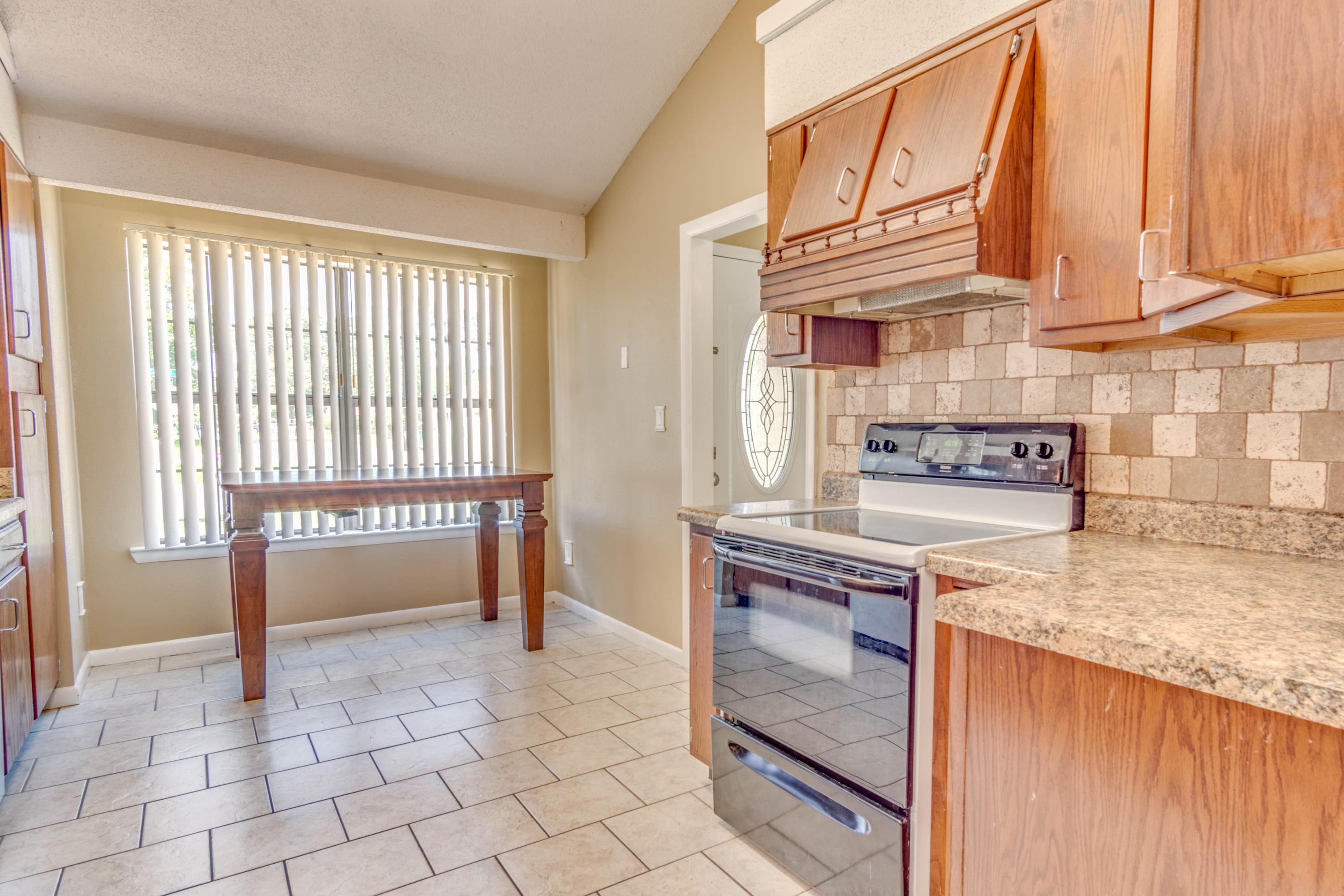 PINE MEADOWS 2ND ADDN - Residential