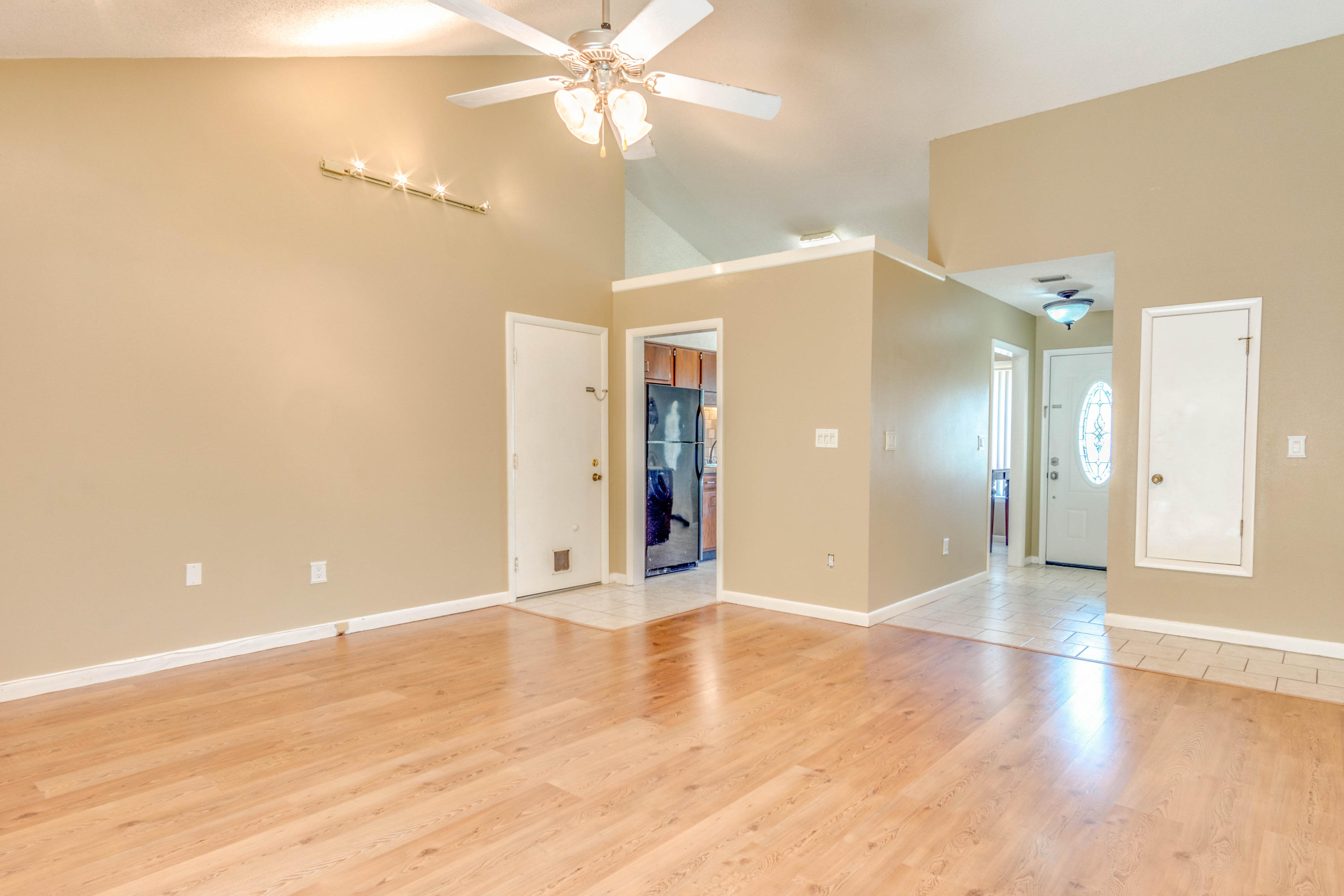 PINE MEADOWS 2ND ADDN - Residential