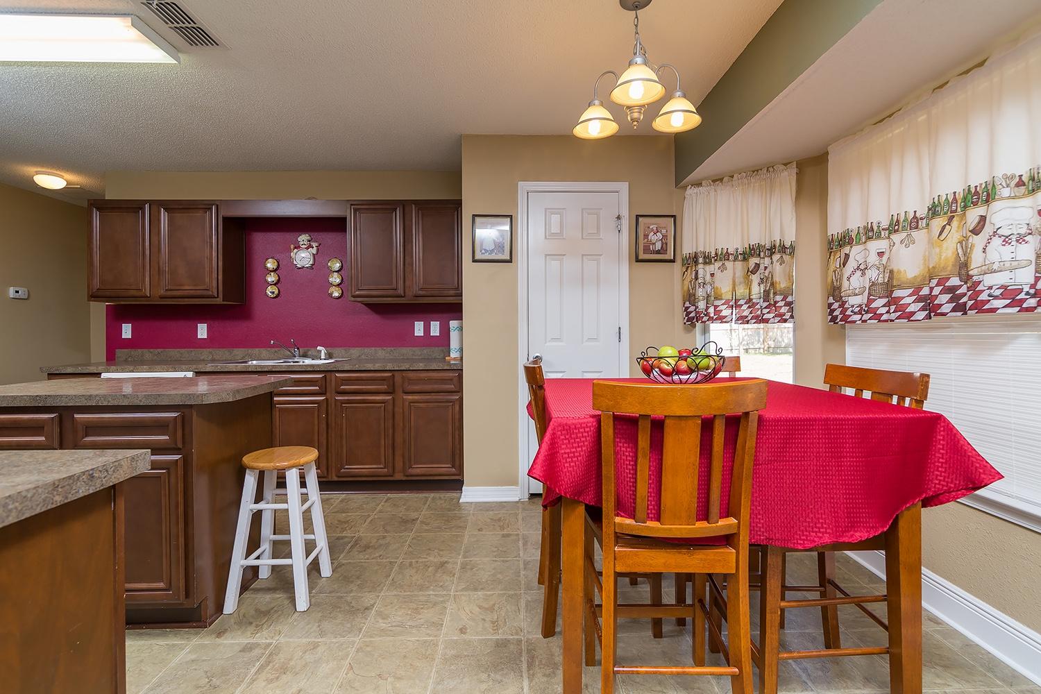 SILVER SPRINGS ESTATES - Residential