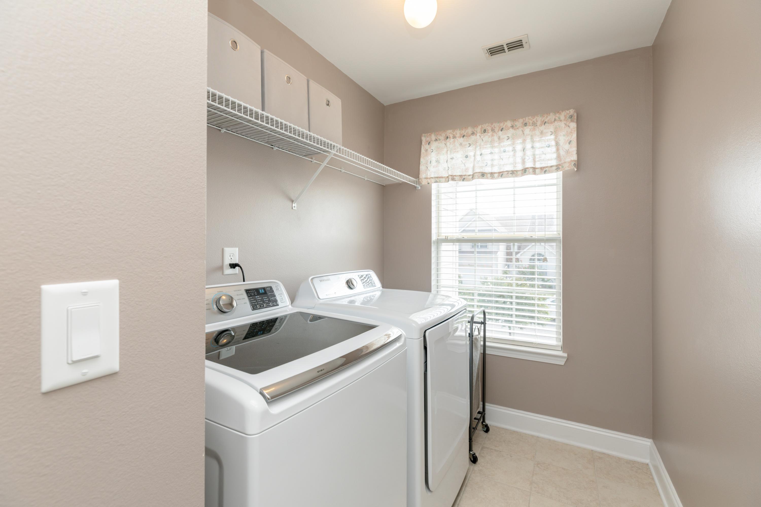 SANDY RIDGE ESTATES - Residential