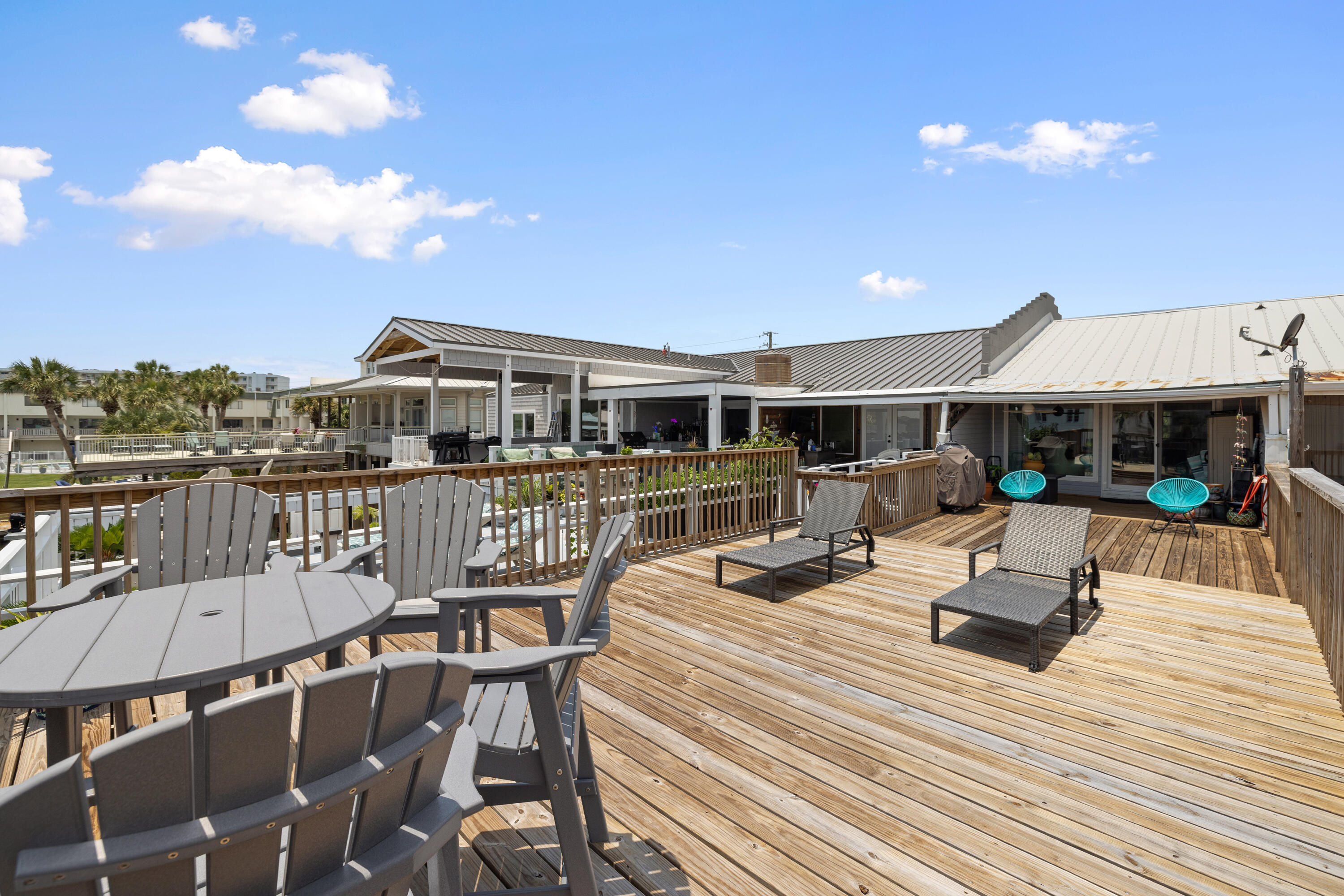 SAND DOLLAR CONDO - Residential