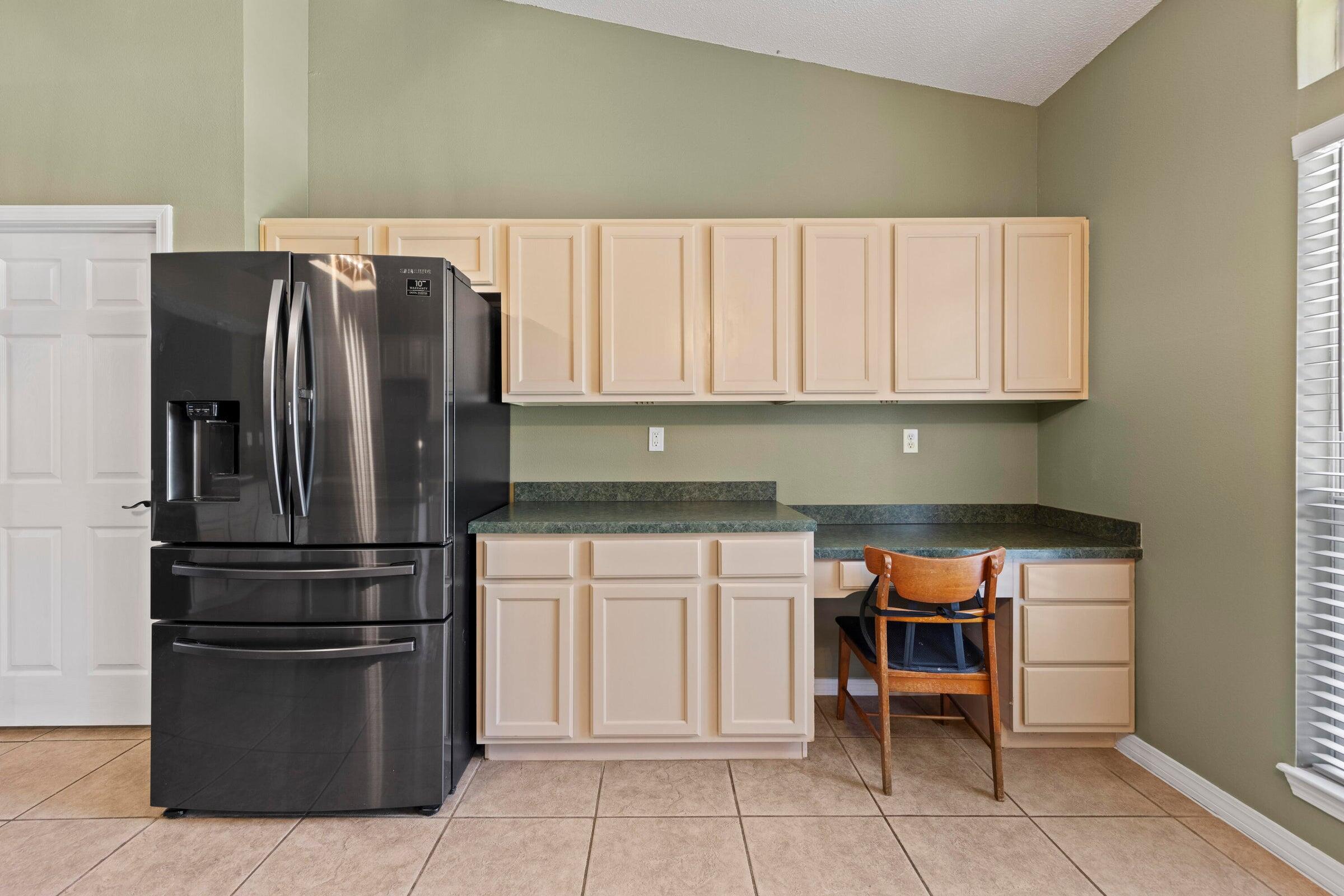 COUNTRYWOOD EST - Residential