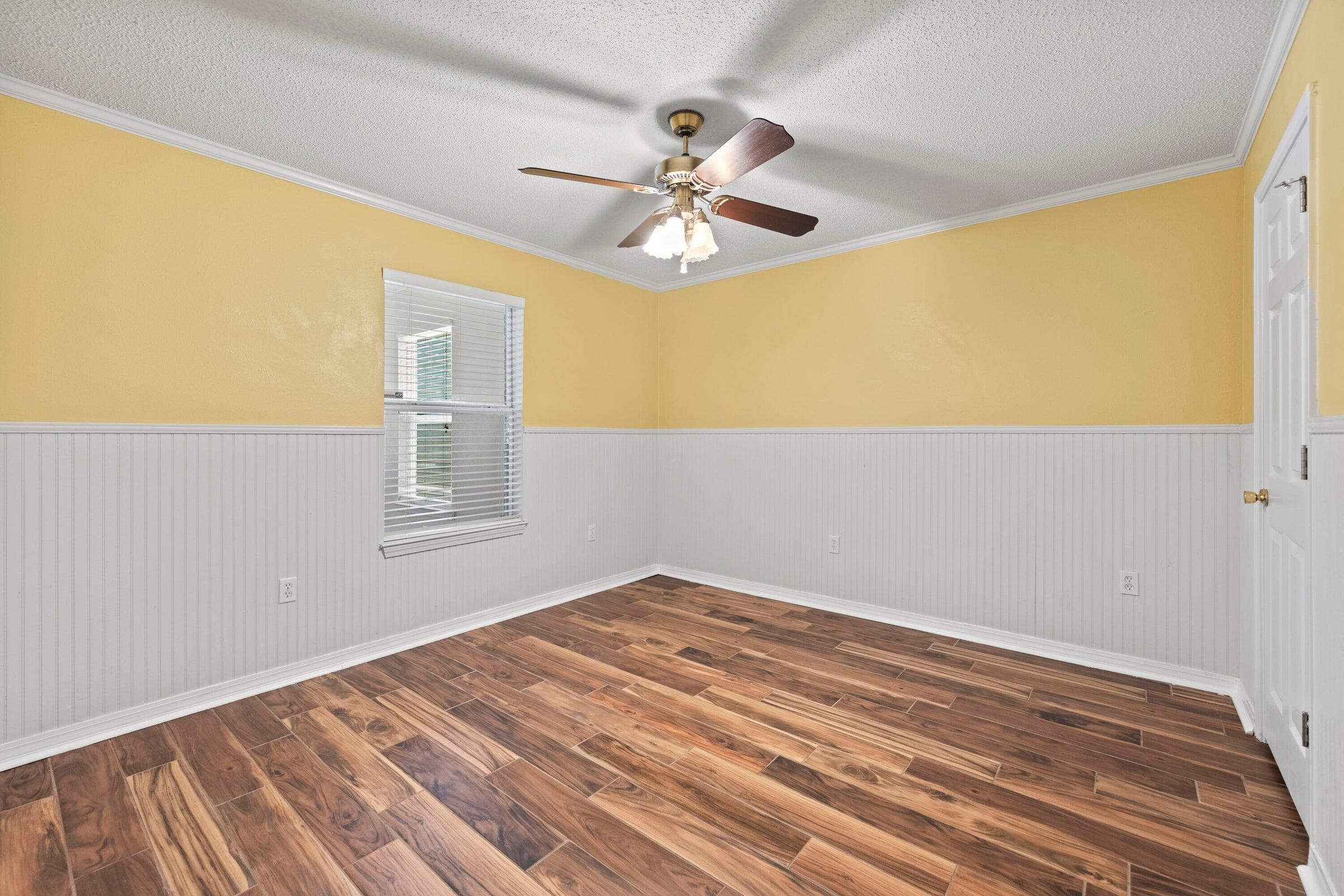 COUNTRYWOOD EST - Residential