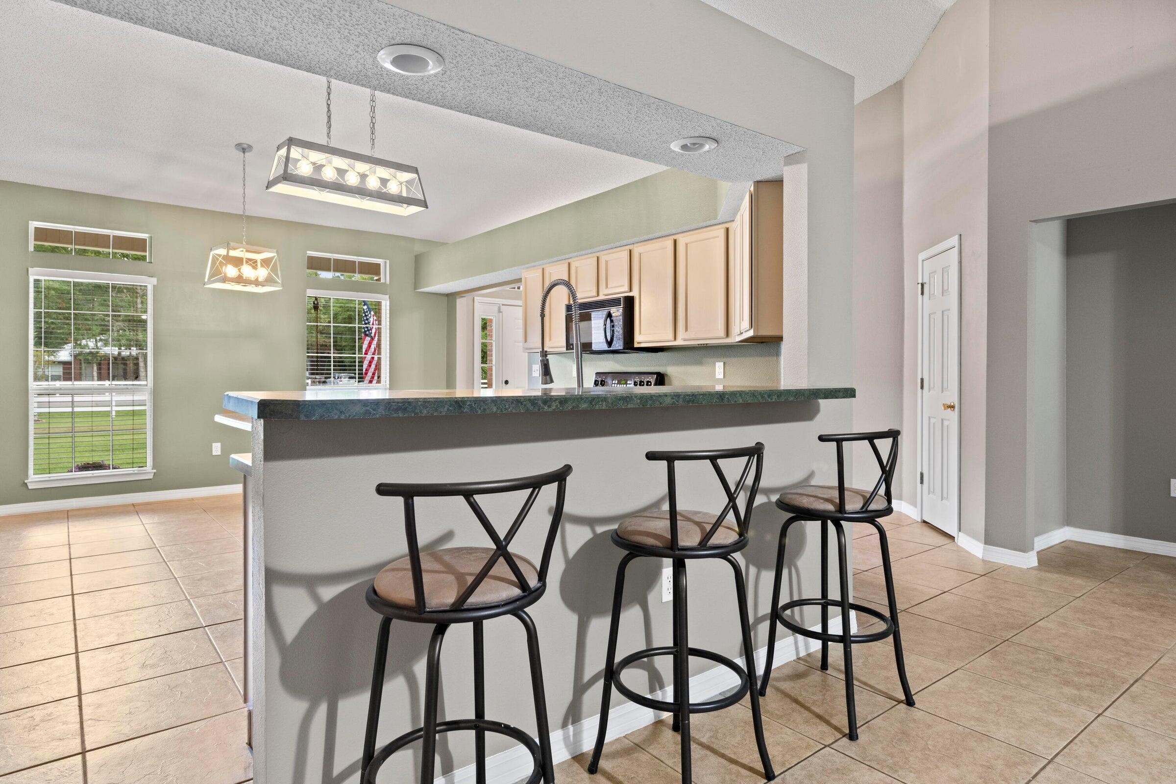 COUNTRYWOOD EST - Residential