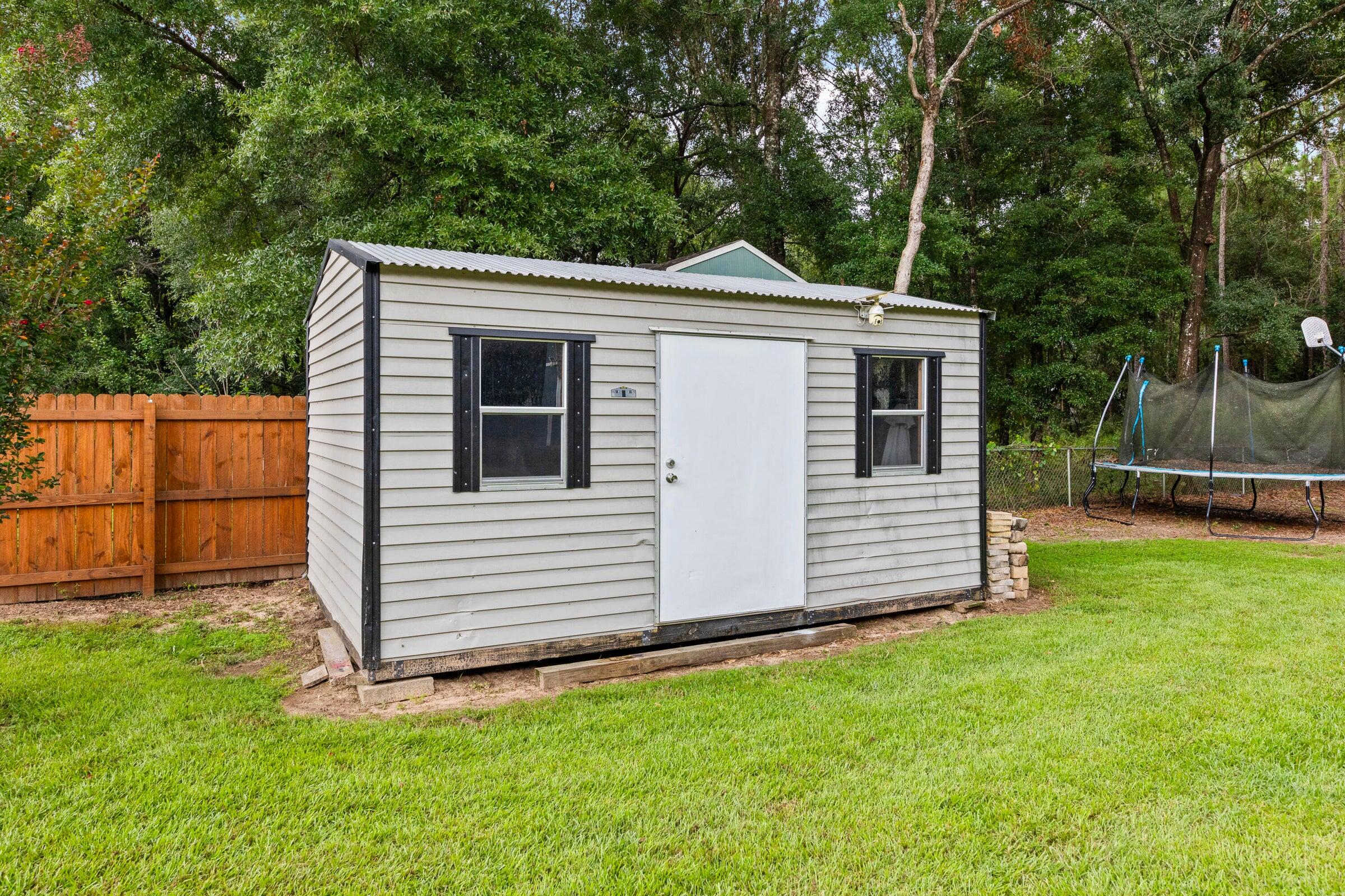 COUNTRYWOOD EST - Residential