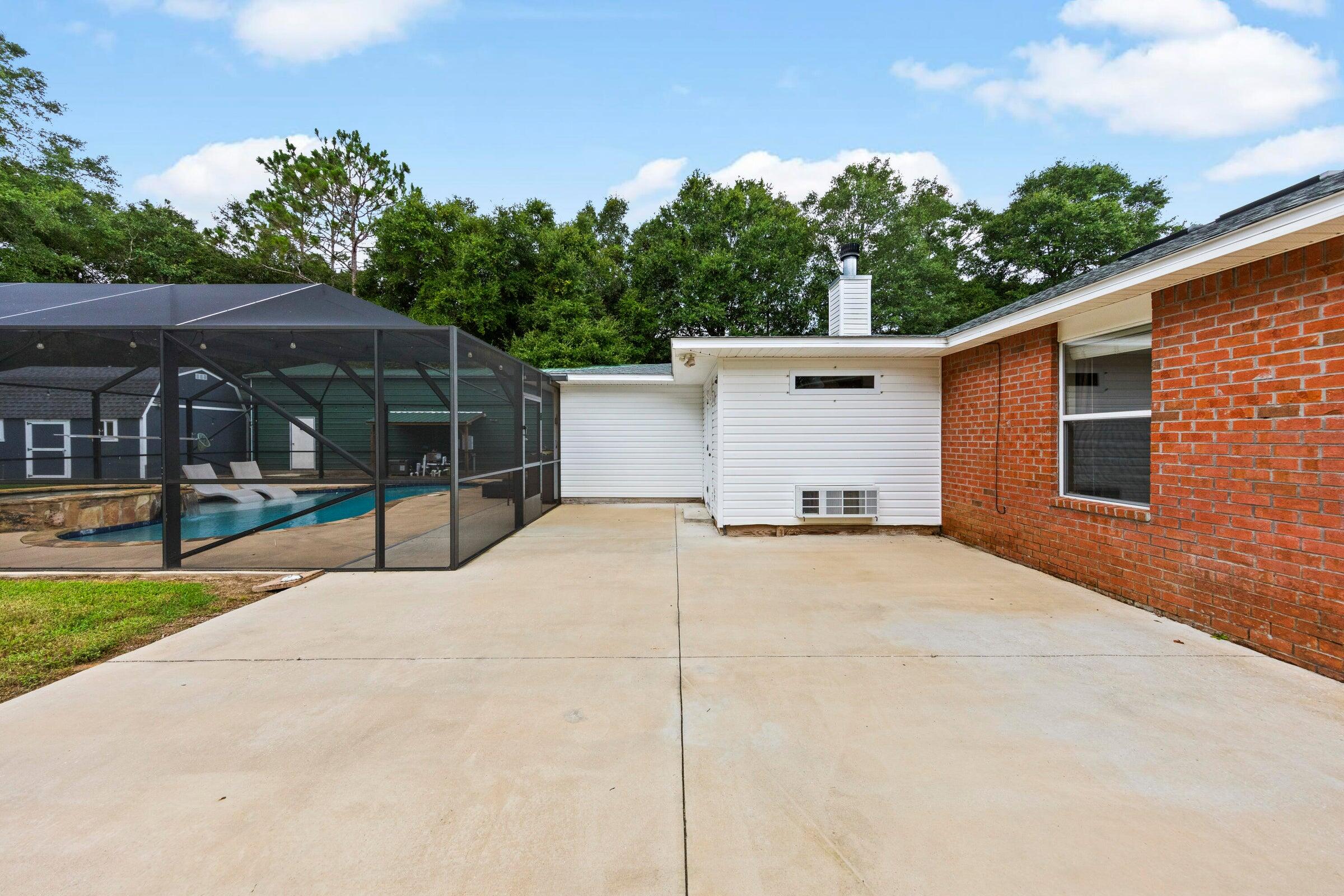 COUNTRYWOOD EST - Residential