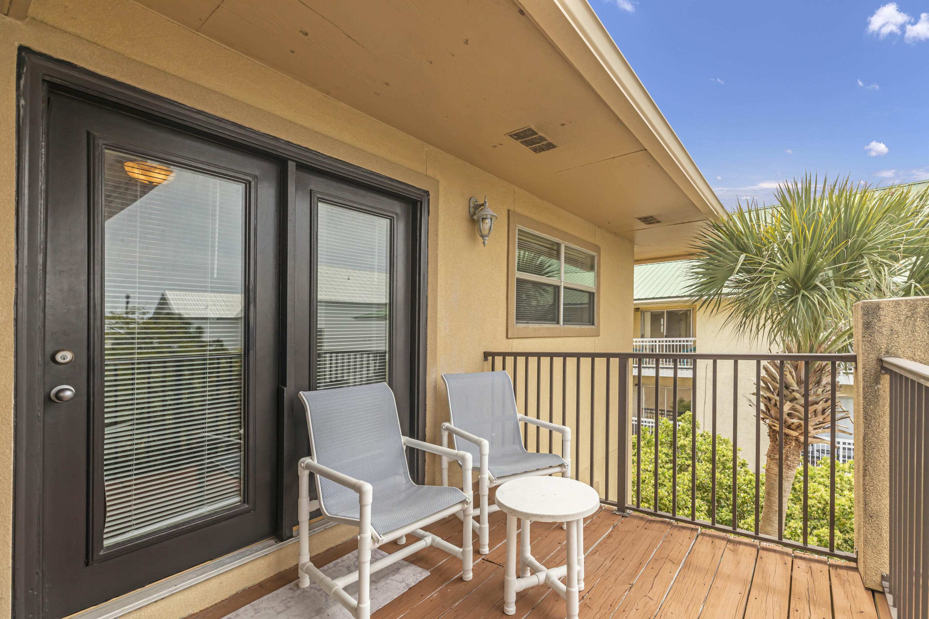 ISLAND PALMS CONDO - Residential