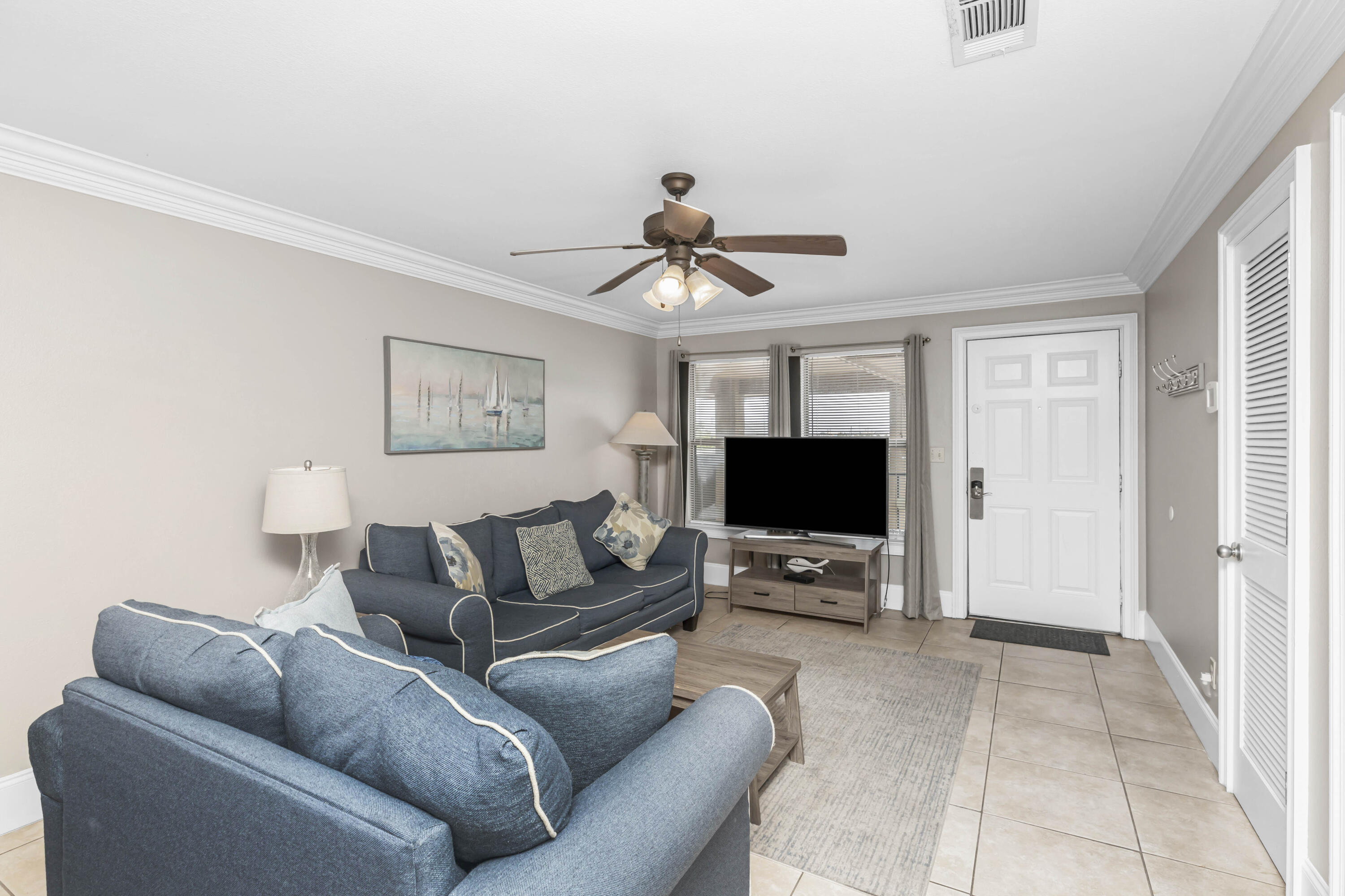 ISLAND PALMS CONDO - Residential