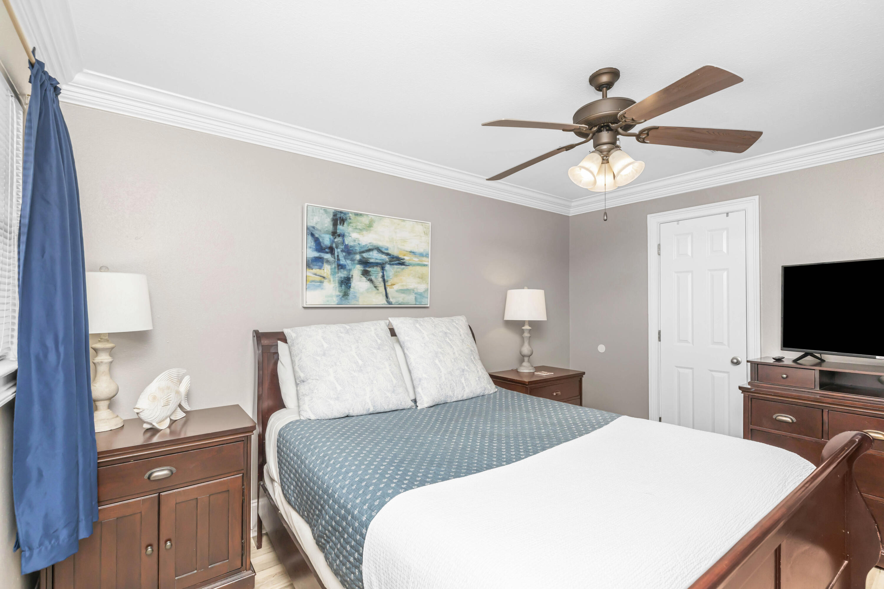 ISLAND PALMS CONDO - Residential
