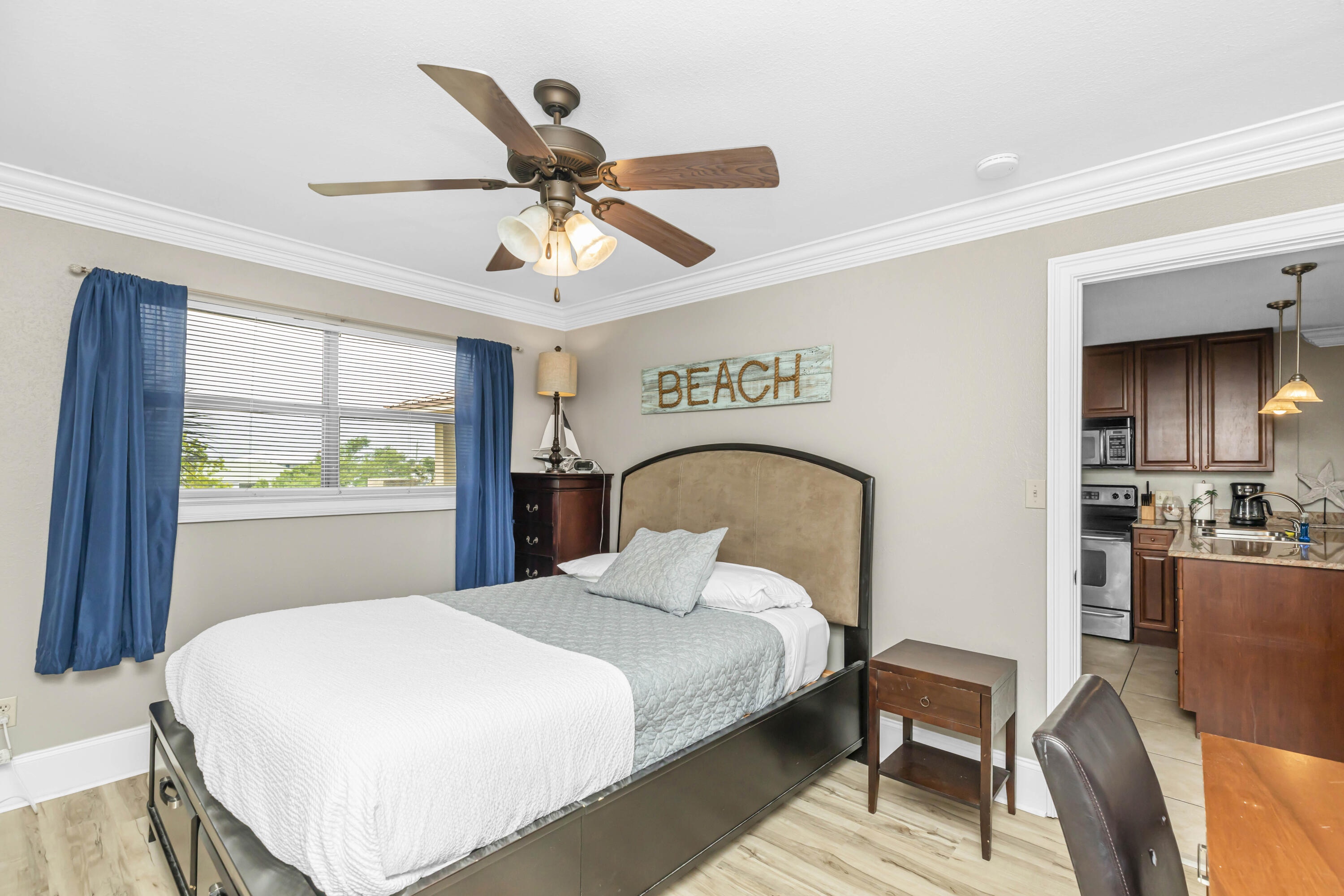 ISLAND PALMS CONDO - Residential