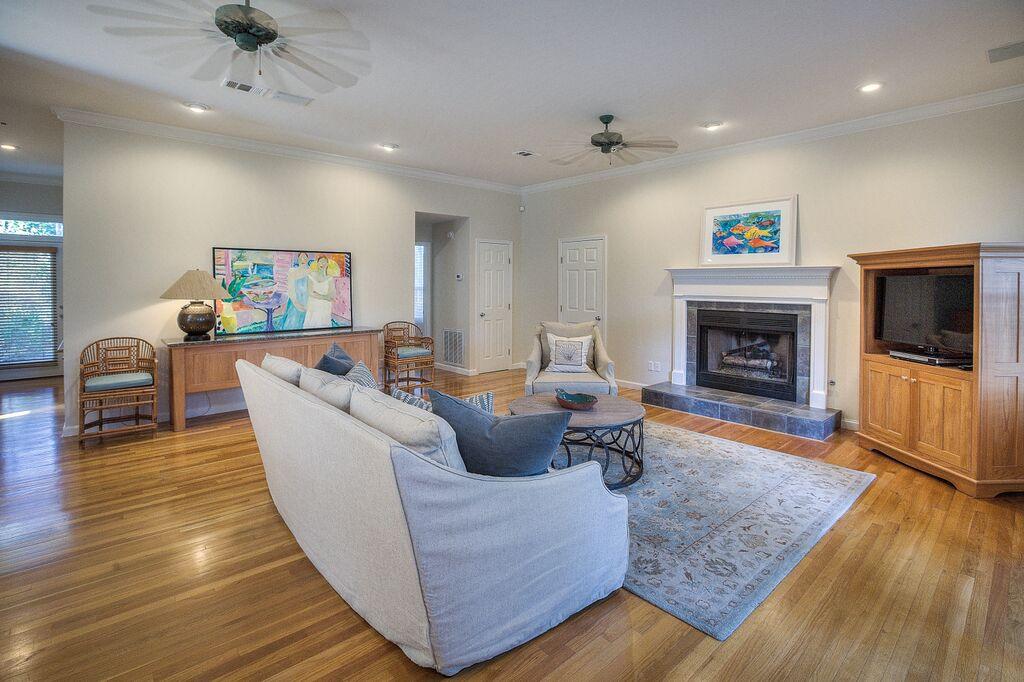 SUGARWOOD - Residential