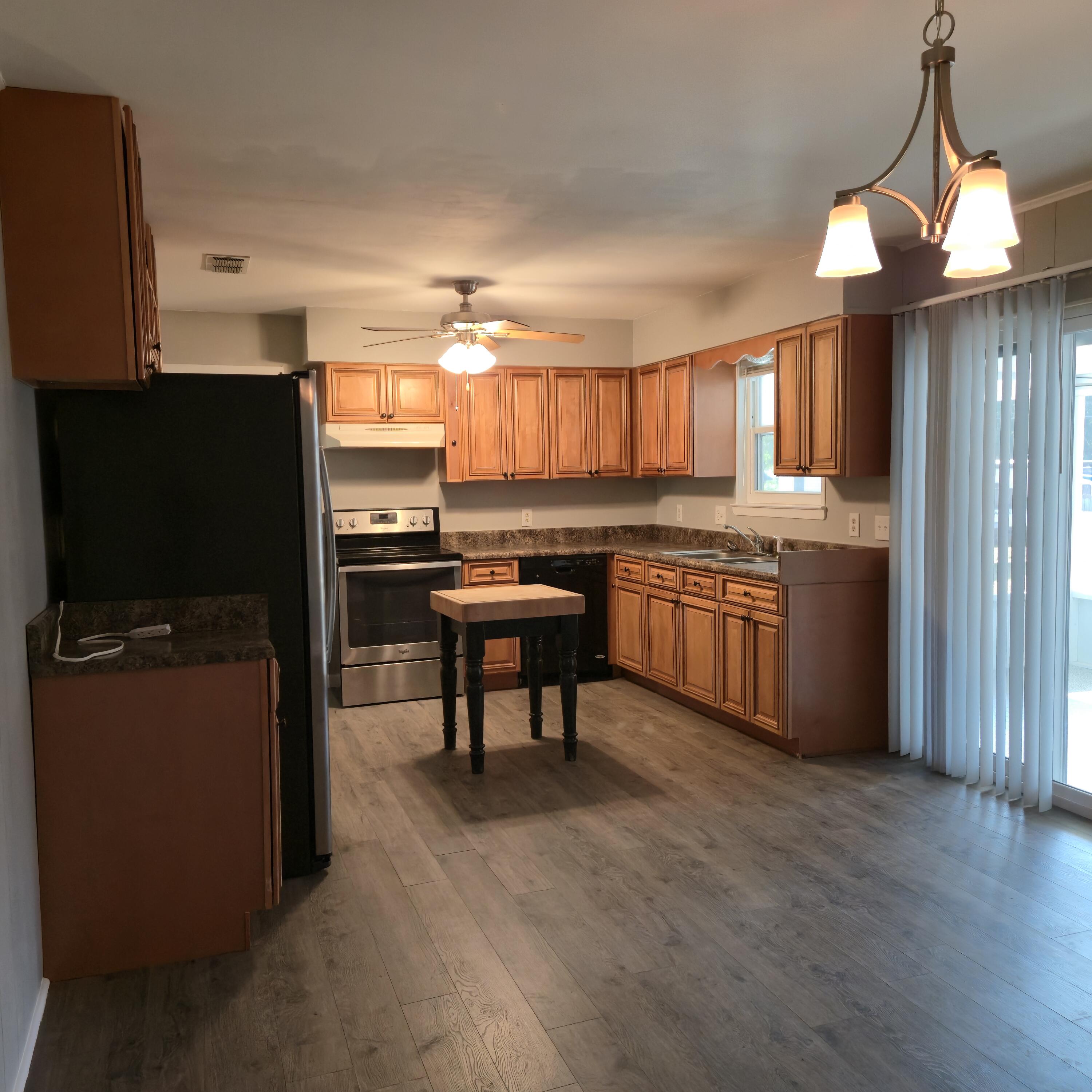 SHALIMAR - Residential Lease