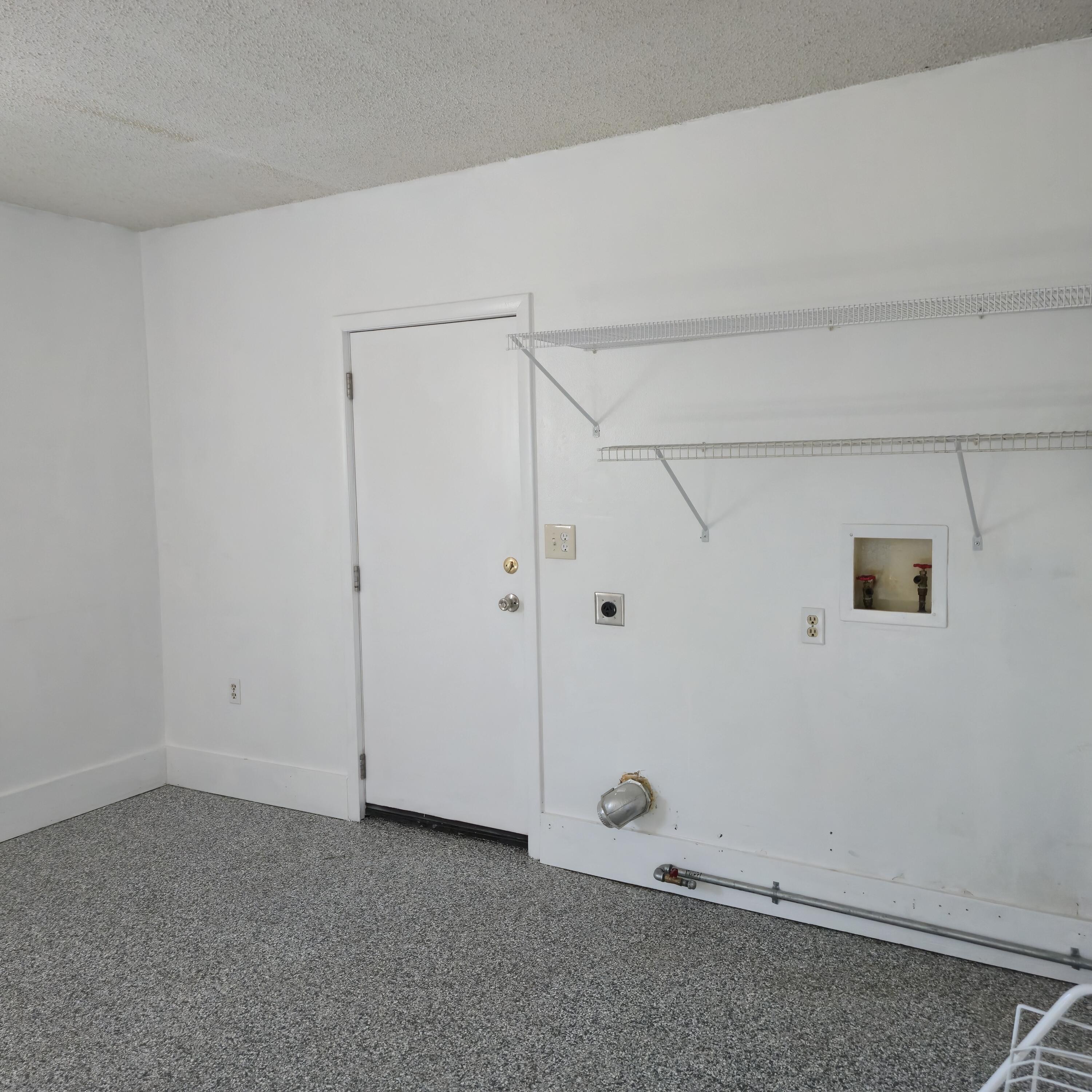 SHALIMAR - Residential Lease