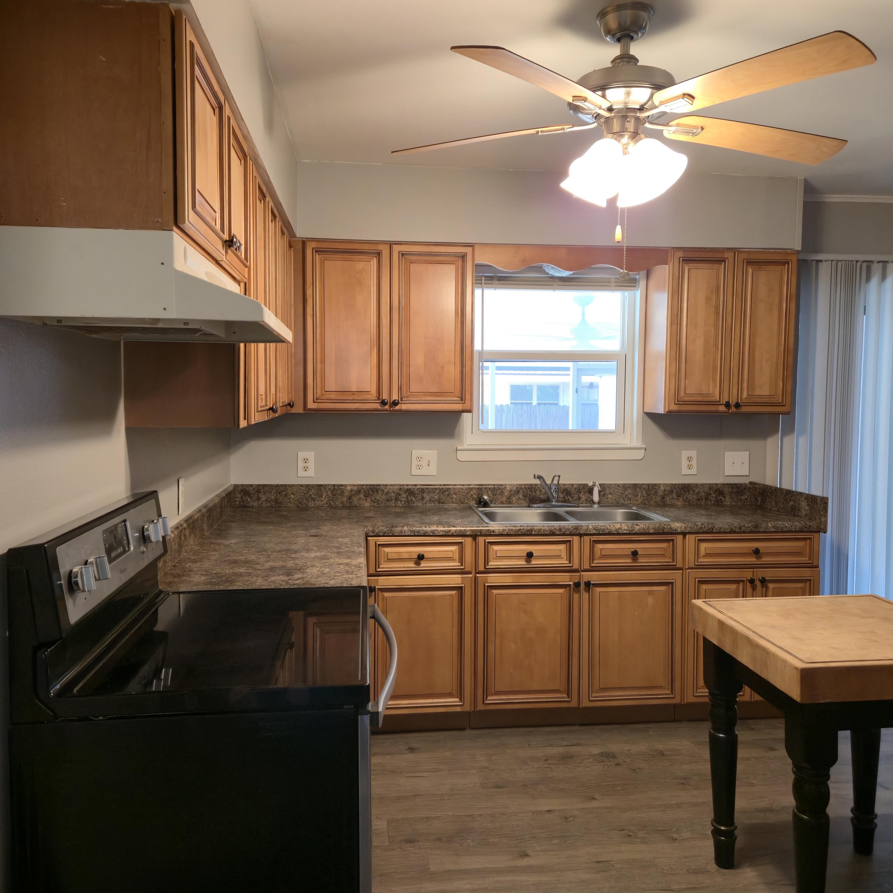 SHALIMAR - Residential Lease