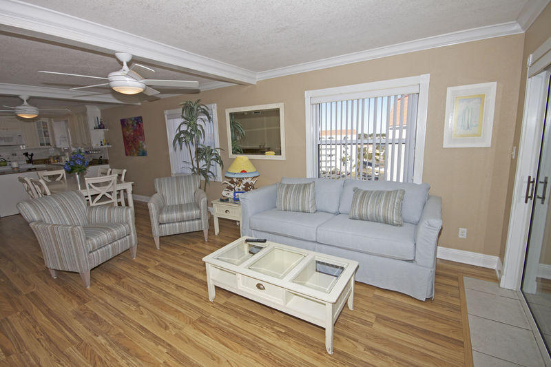 EL MATADOR CONDO - Residential