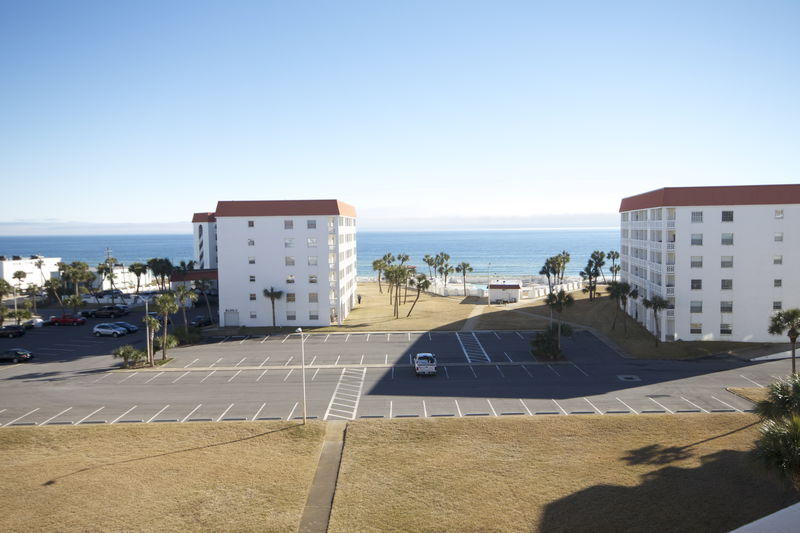 EL MATADOR CONDO - Residential