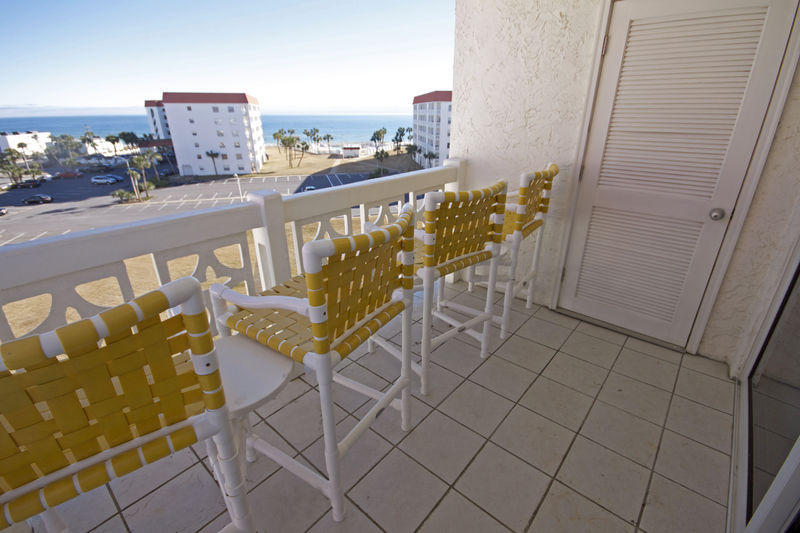 EL MATADOR CONDO - Residential