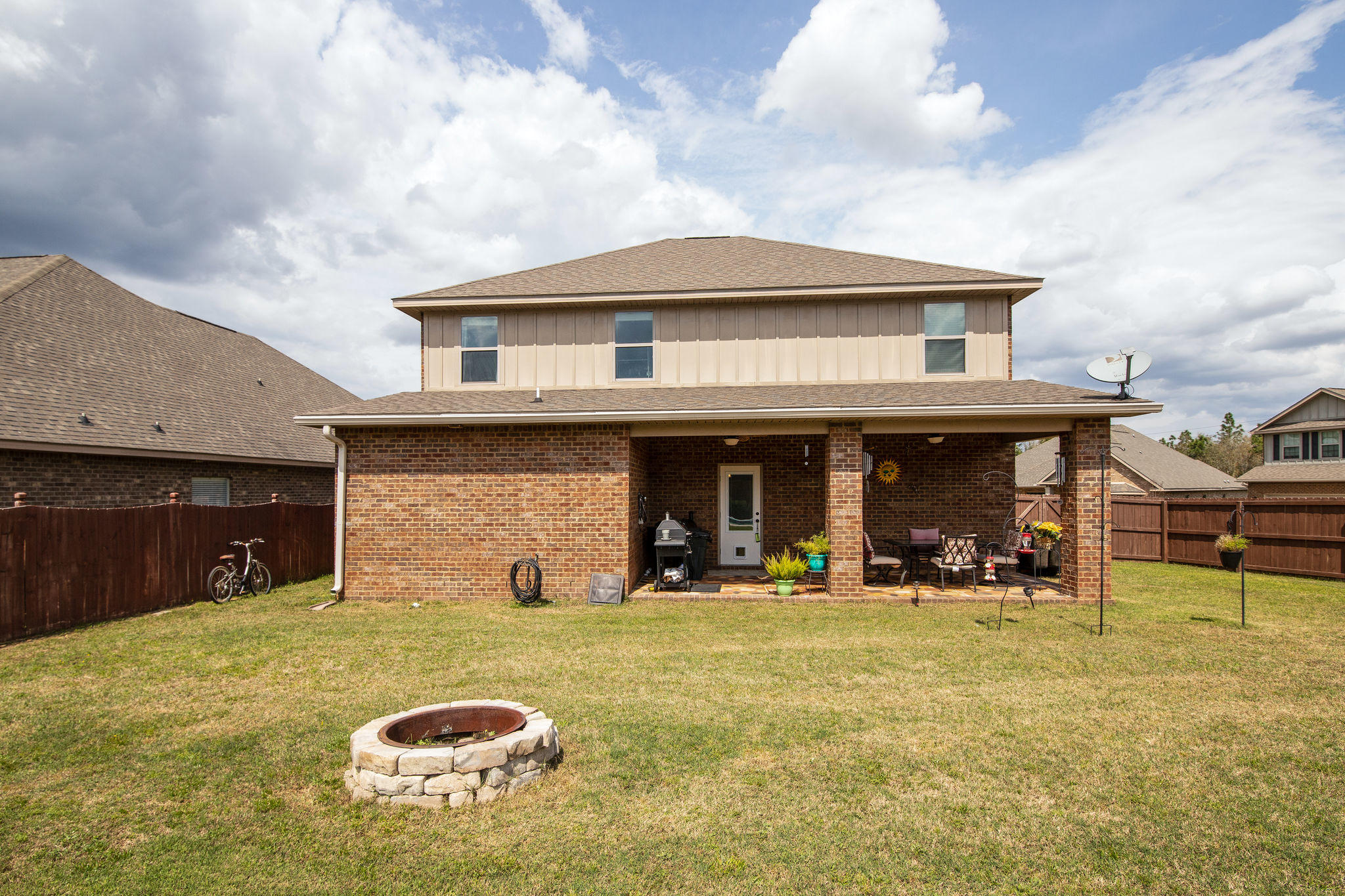 LIBERTY OAKS - Residential